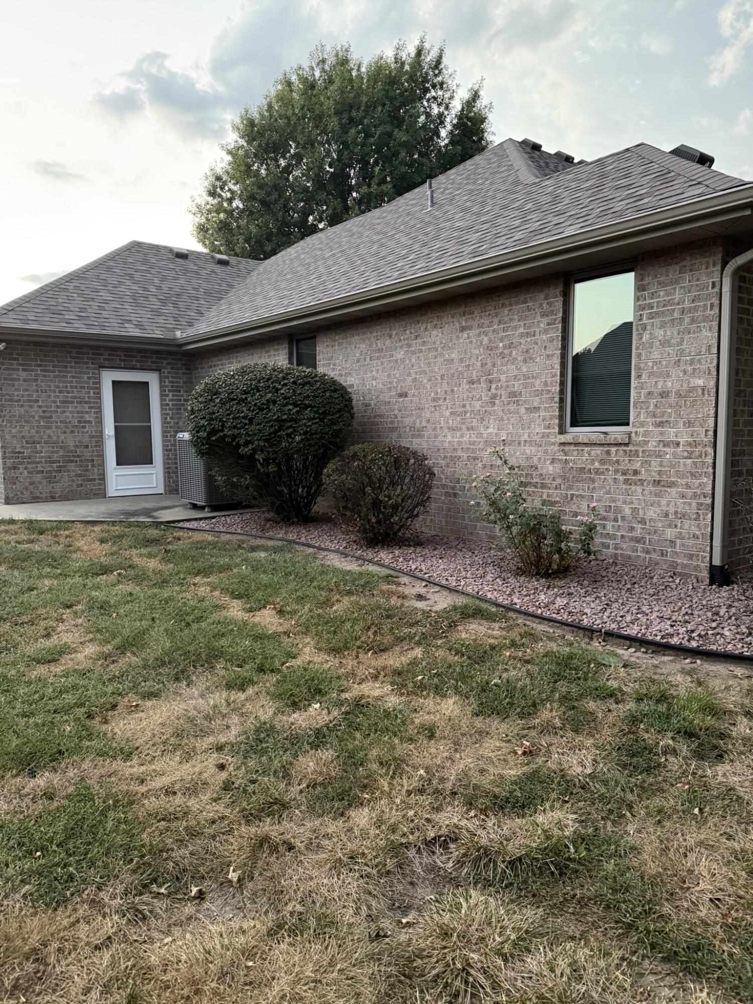 Photo 5 - Residential for sale – 1360 S Meadow Lane  Bolivar, MO