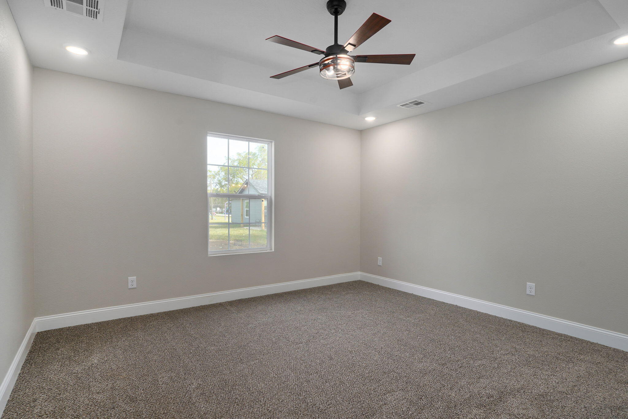 Photo 13 - Residential for sale – 306 N Adams Street  Aurora, MO