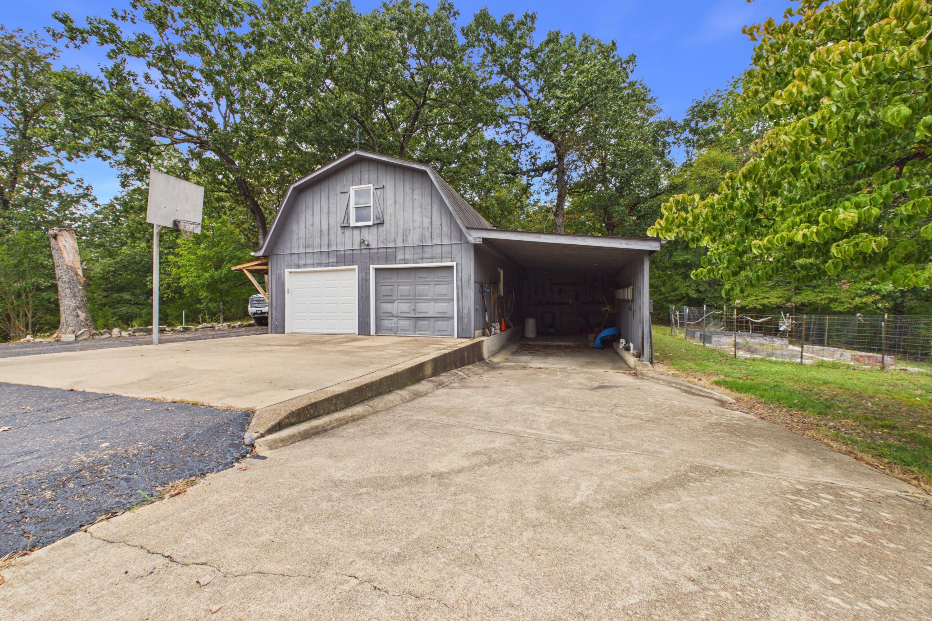 Photo 33 - Residential for sale – 136  Looney Lane  Pontiac, MO