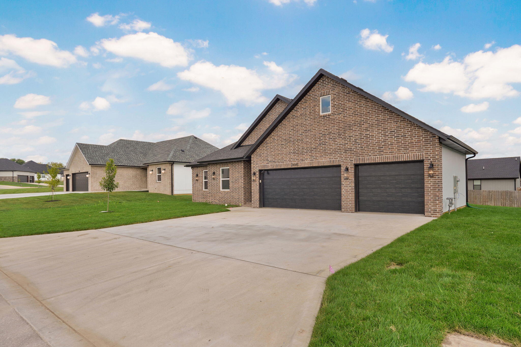 Photo 3 - Residential for sale – 3045 E Heritage Street  Republic, MO