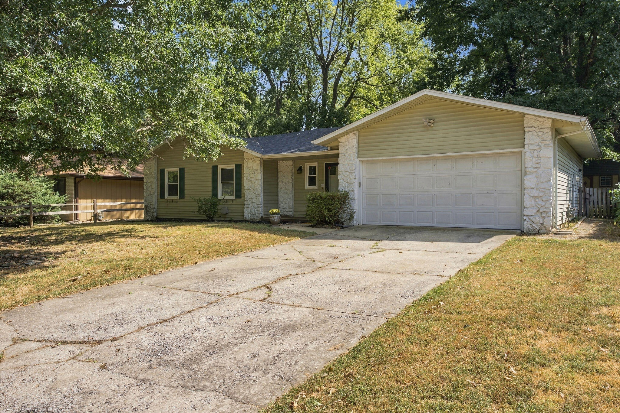 Photo 4 - Residential for sale – 3012 W Countryside Drive  Springfield, MO