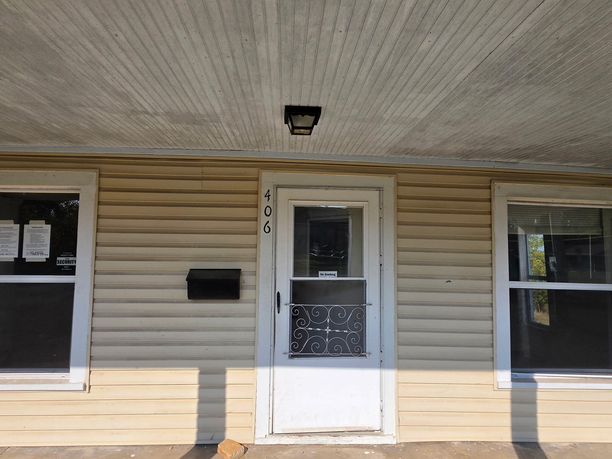 Photo 3 - Residential for sale – 406 N Garfield Street  Willow Springs, MO