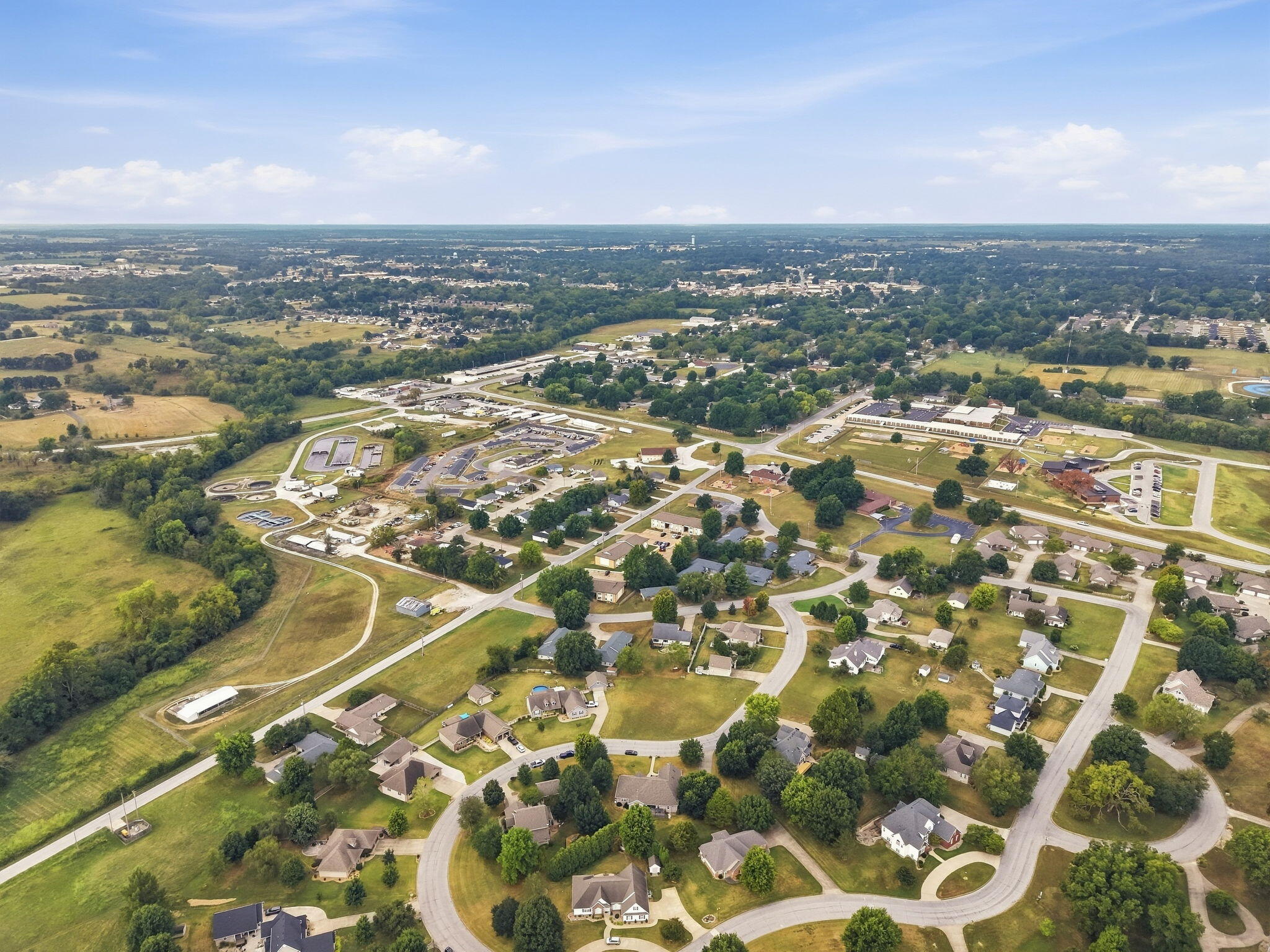 Photo 10 - Land for sale – Lot 11 E Meadow Drive  Bolivar, MO