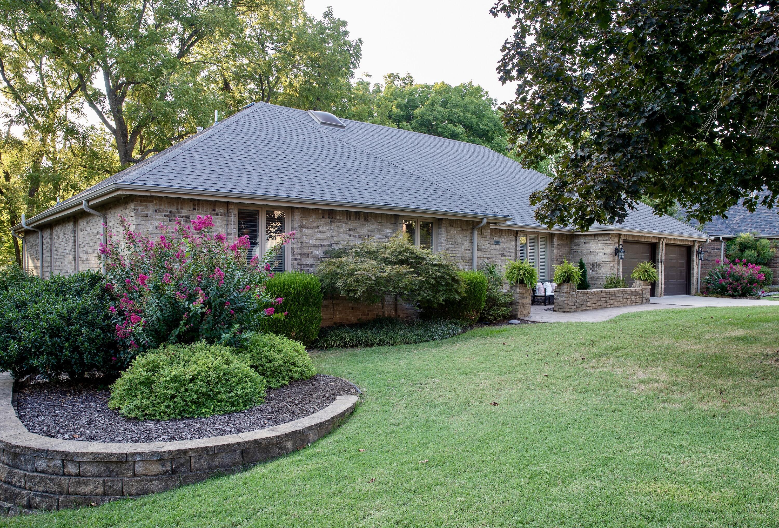 Photo 3 - Residential for sale – 5115 S Castlewood Drive  Springfield, MO