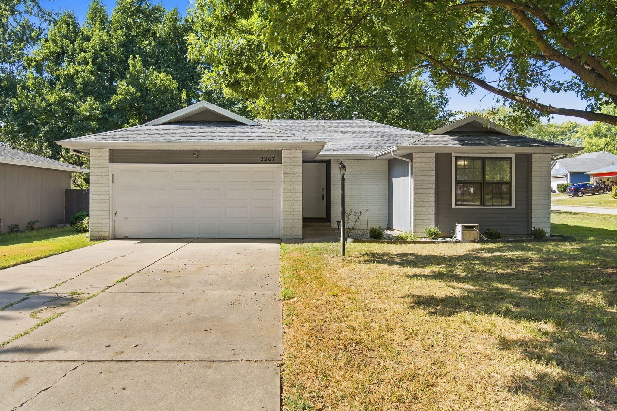 Photo 39 - Residential for sale – 2207 S Nettleton Avenue  Springfield, MO