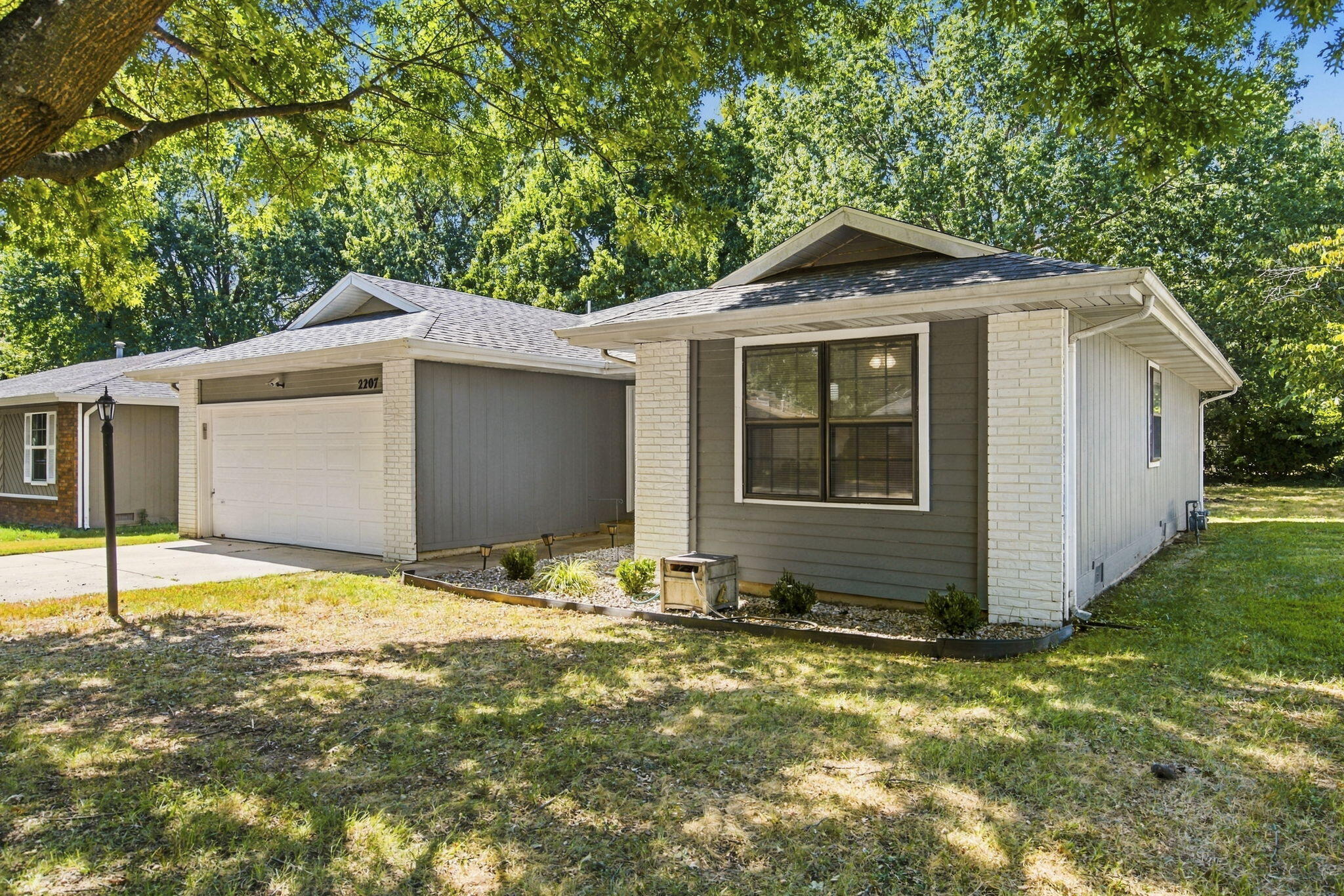 Photo 40 - Residential for sale – 2207 S Nettleton Avenue  Springfield, MO