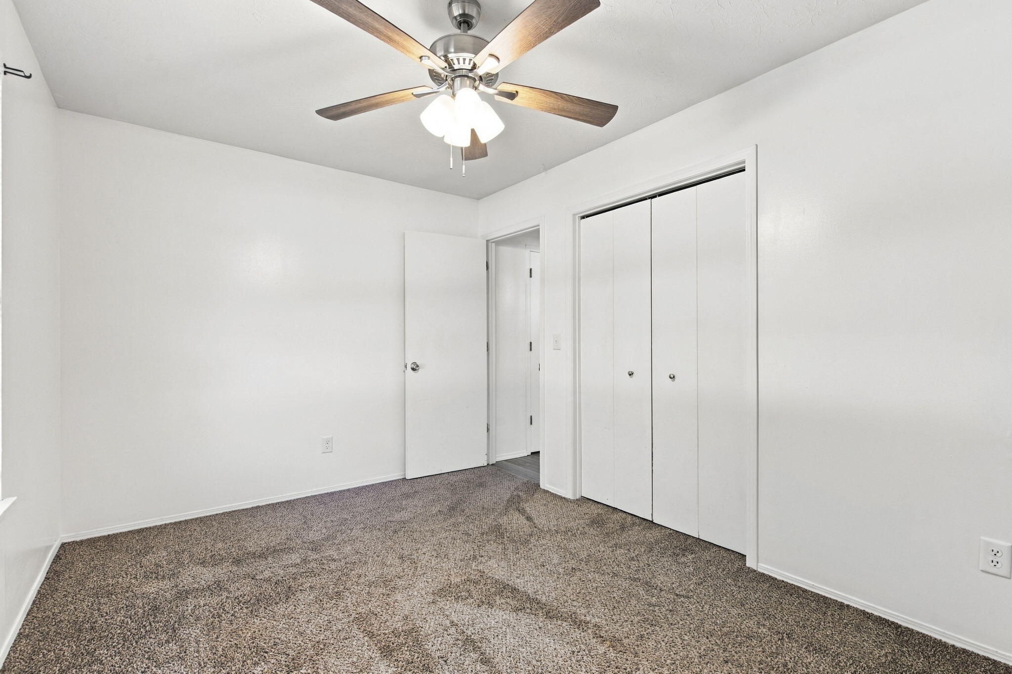 Photo 22 - Residential for sale – 2207 S Nettleton Avenue  Springfield, MO