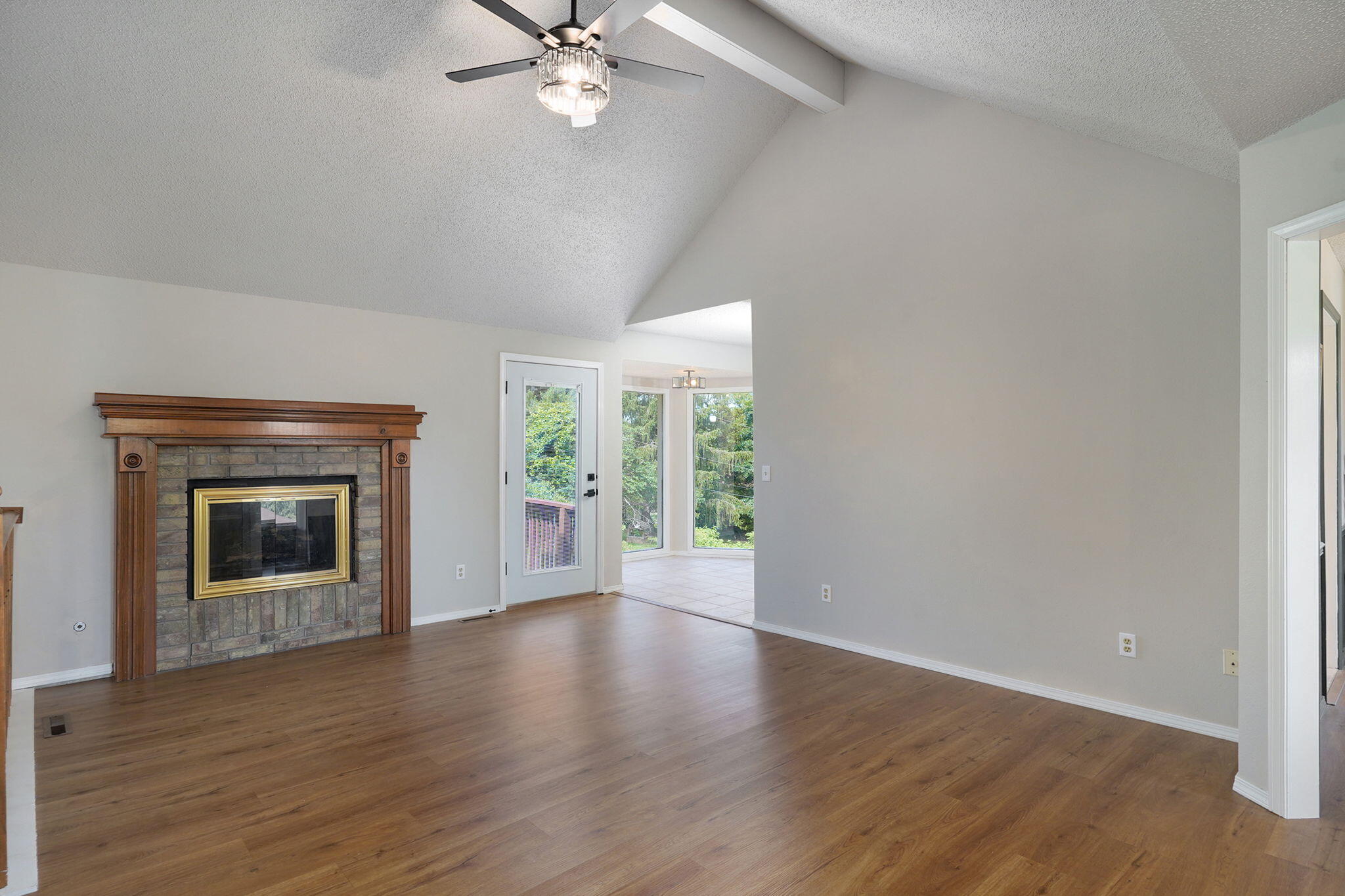 Photo 7 - Residential for sale – 523 E Camino Street  Springfield, MO