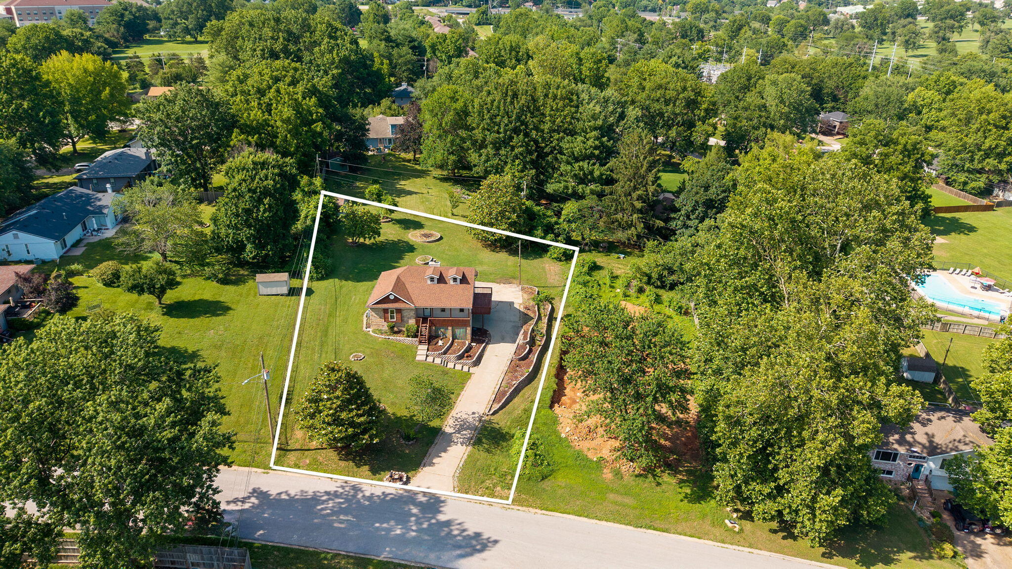 Photo 4 - Residential for sale – 523 E Camino Street  Springfield, MO