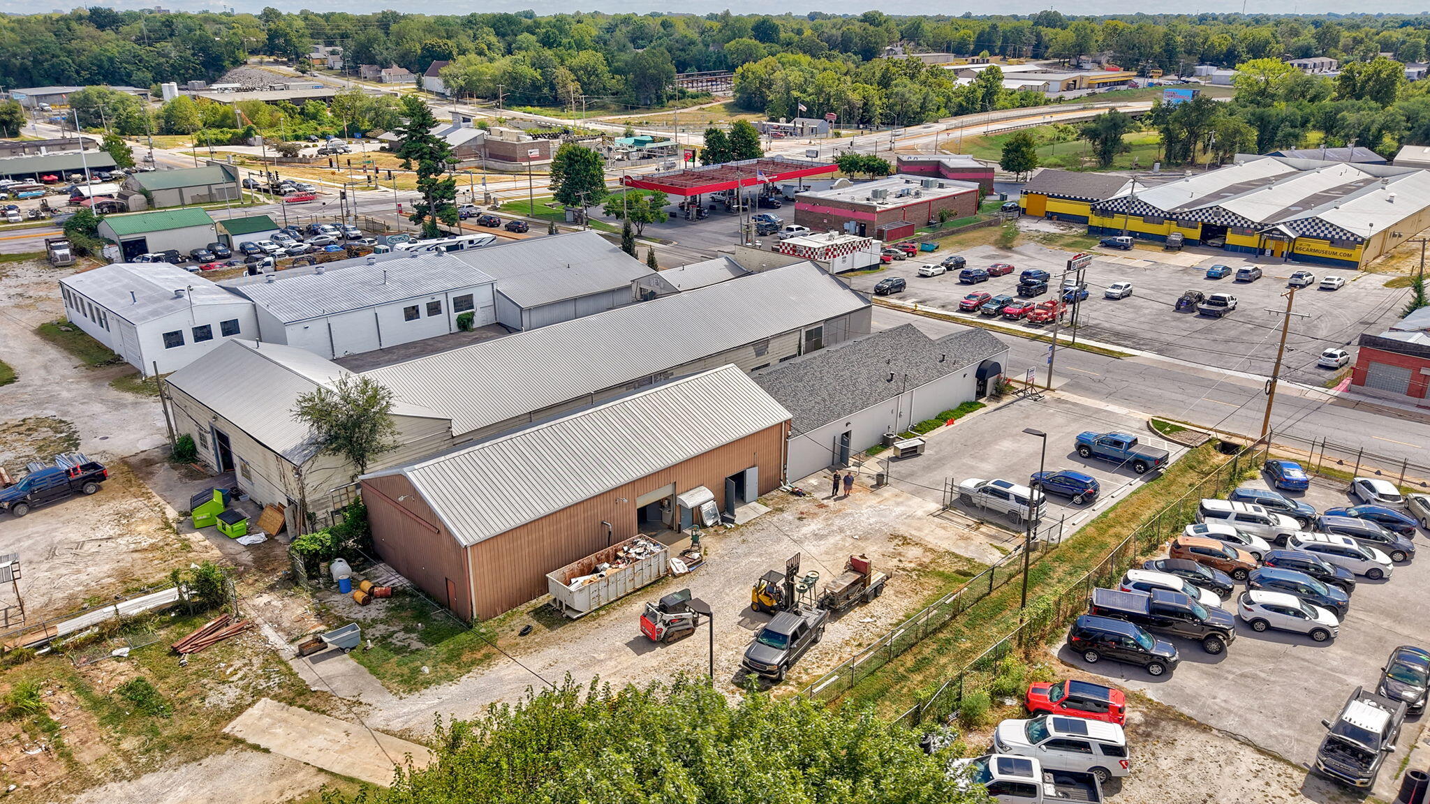 Photo 25 - Commercial Sale for sale – 1637 W College Street  Springfield, MO