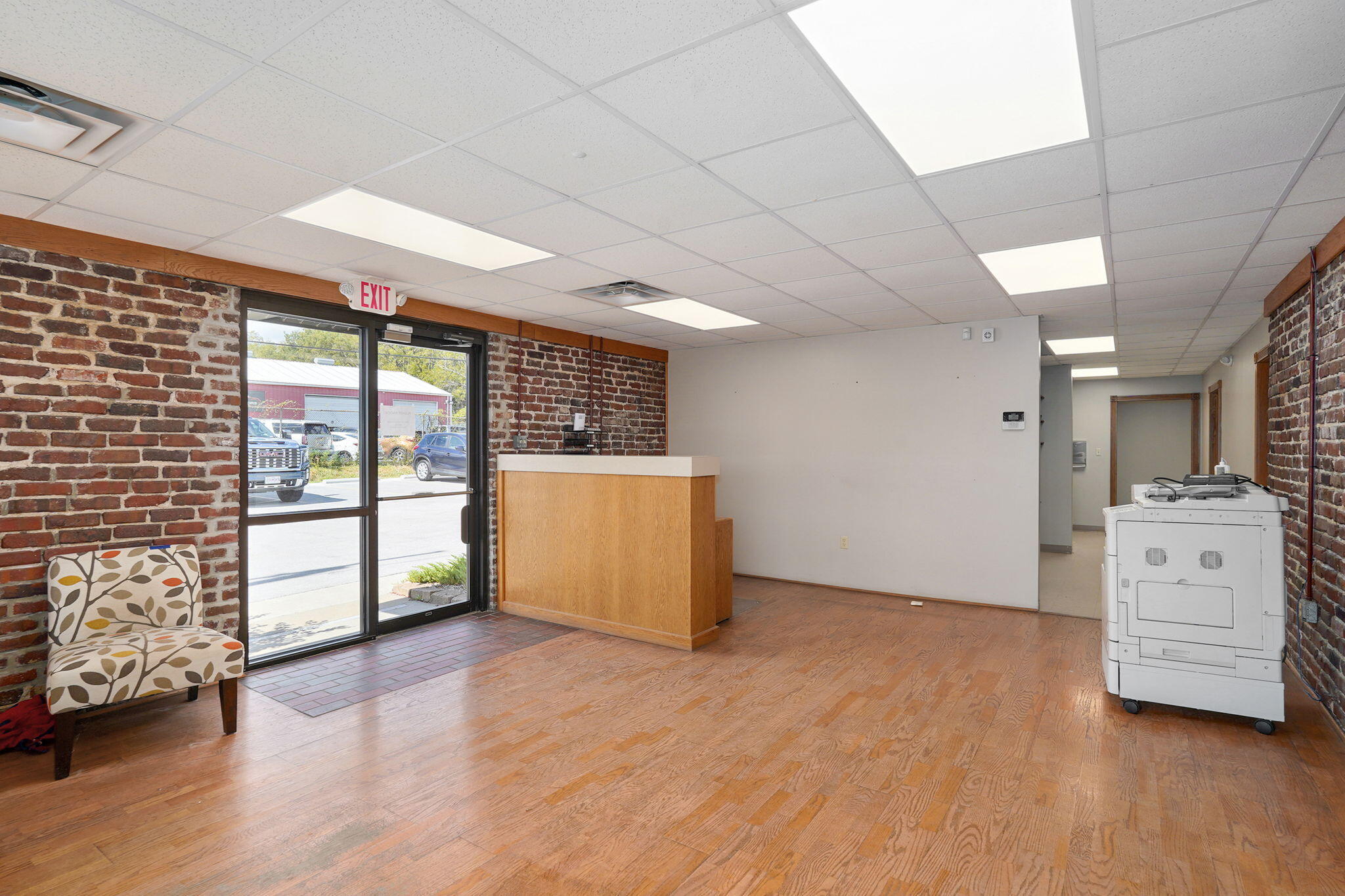 Photo 8 - Commercial Sale for sale – 1637 W College Street  Springfield, MO