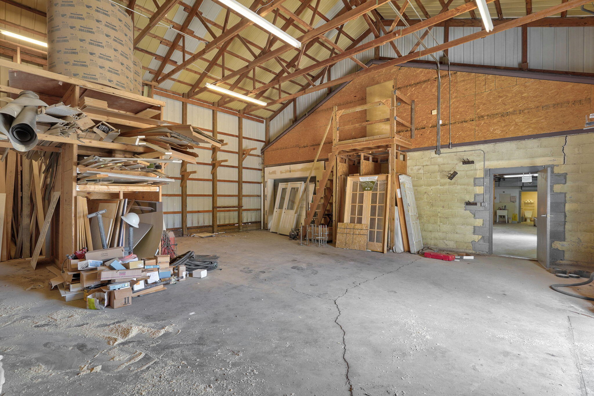 Photo 18 - Commercial Sale for sale – 1637 W College Street  Springfield, MO
