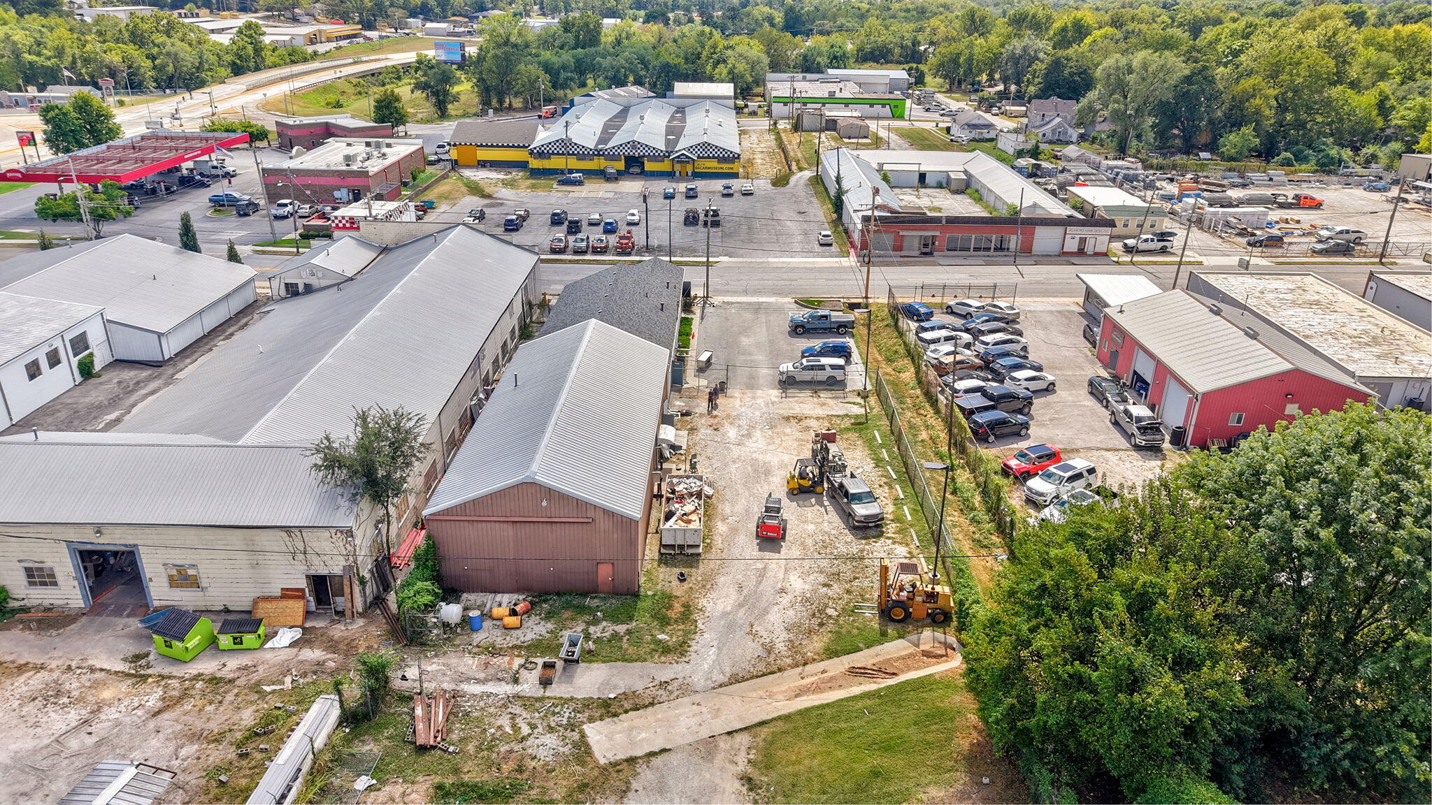 Photo 26 - Commercial Sale for sale – 1637 W College Street  Springfield, MO