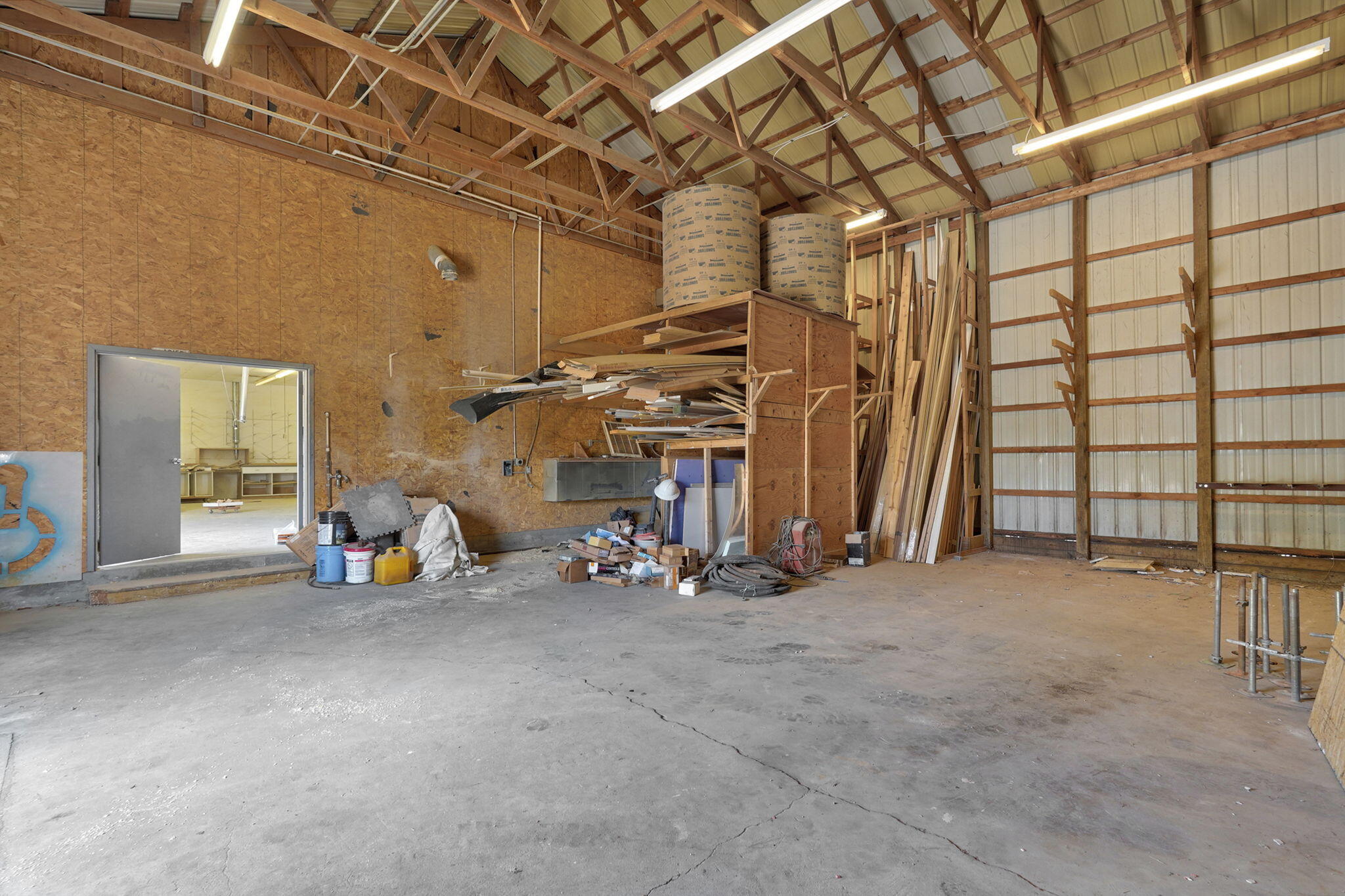 Photo 17 - Commercial Sale for sale – 1637 W College Street  Springfield, MO