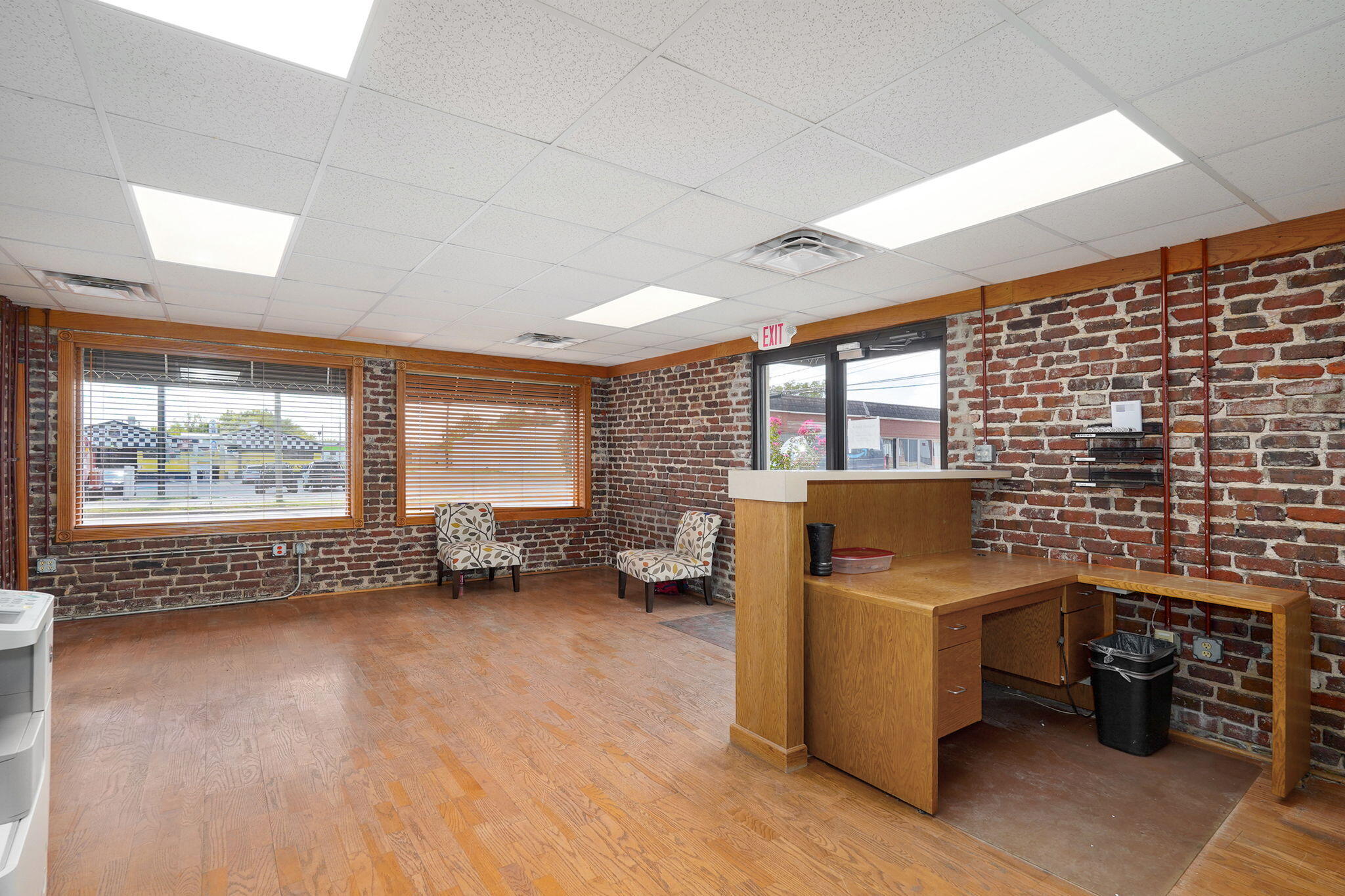 Photo 6 - Commercial Sale for sale – 1637 W College Street  Springfield, MO