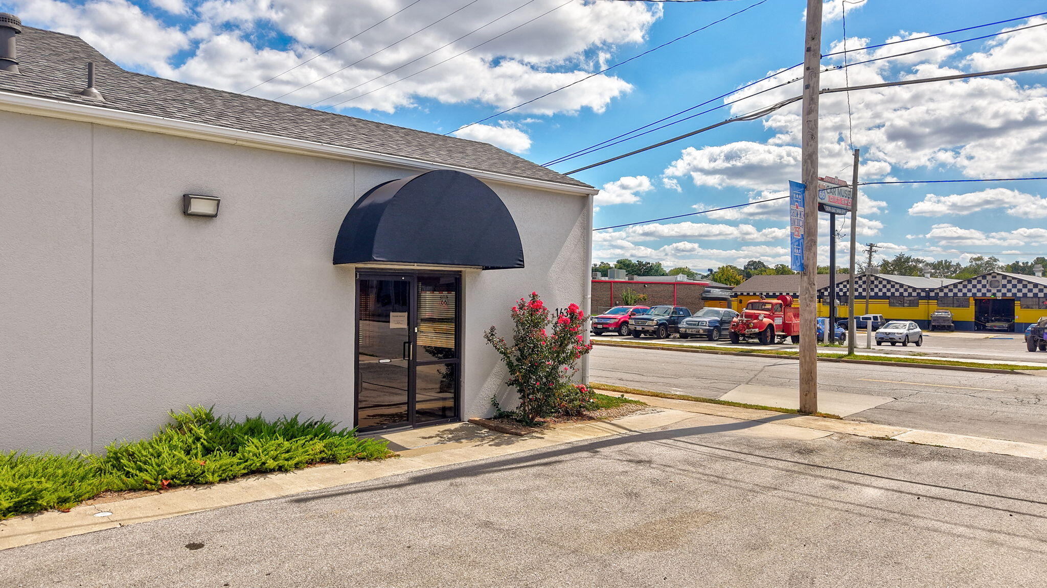 Commercial Sale for sale – 1637 W College Street  Springfield, MO