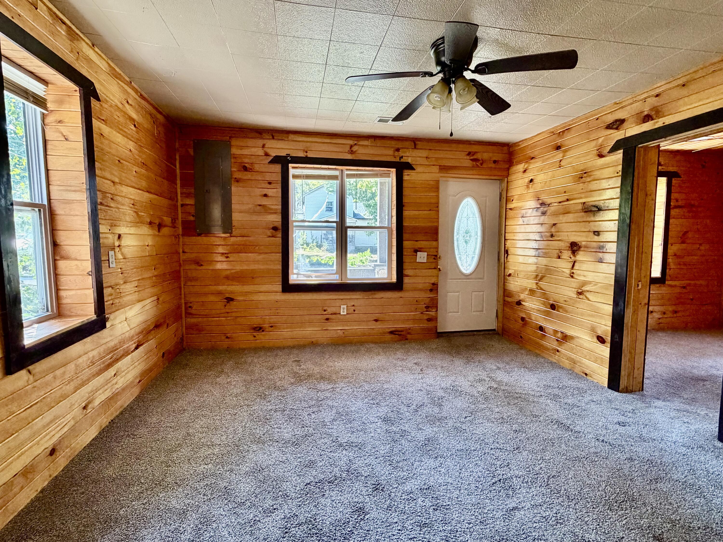 Photo 3 - Residential for sale – 308 S High Street  Mountain Grove, MO