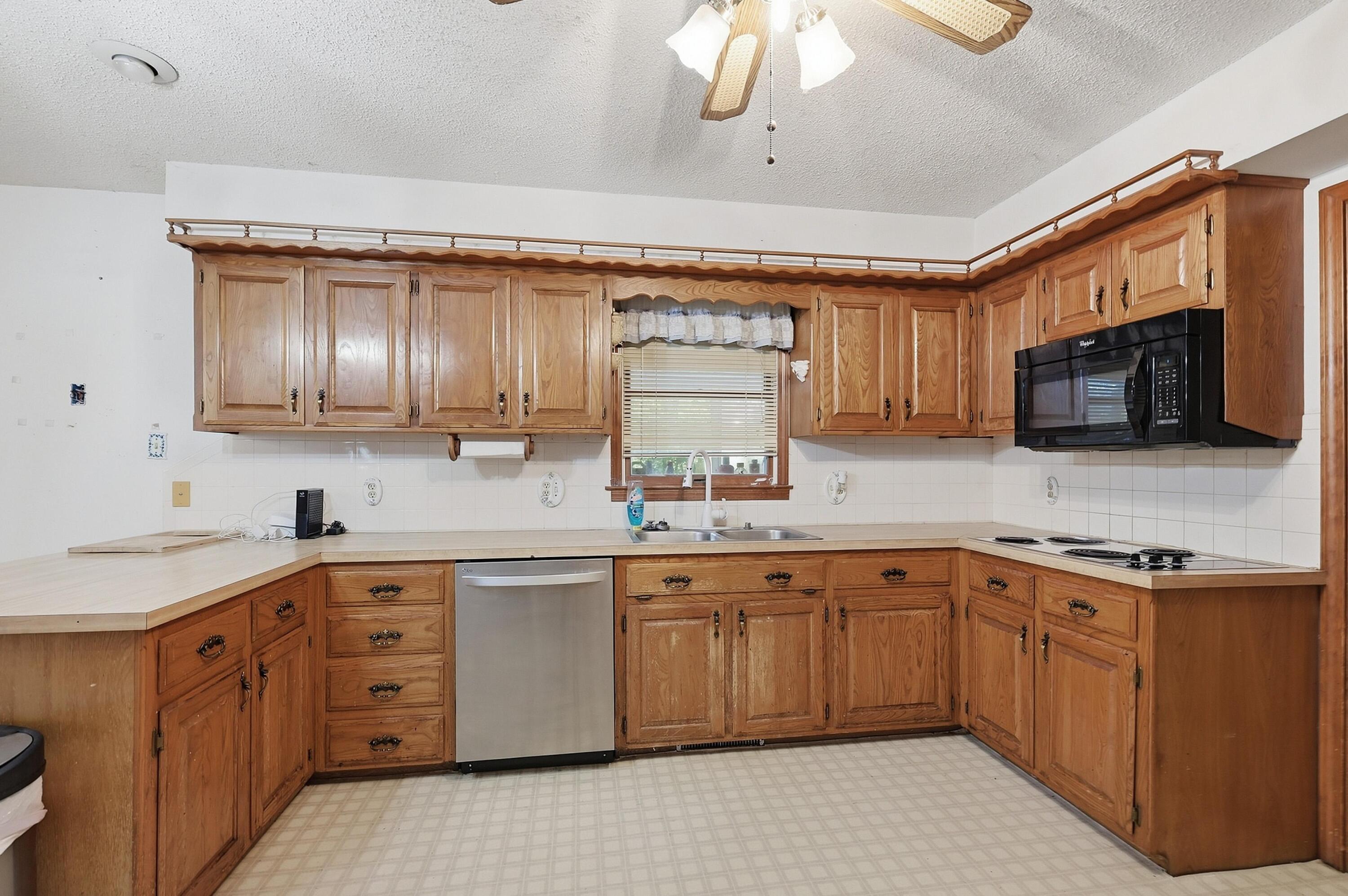 Photo 12 - Residential for sale – 1200  Clinton Street  Golden City, MO