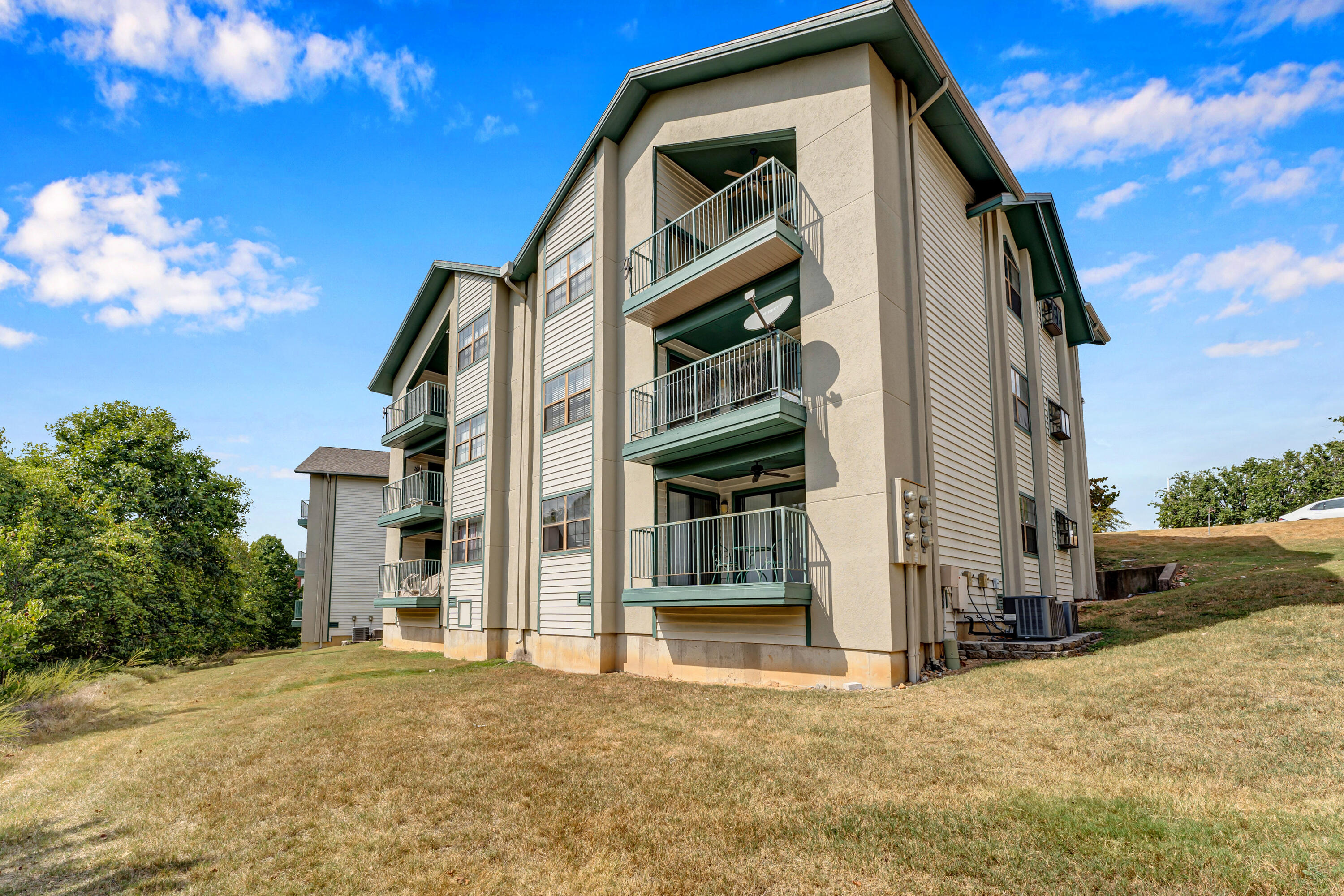 Photo 3 - Residential for sale – 2700  Green Mountain Drive  Branson, MO