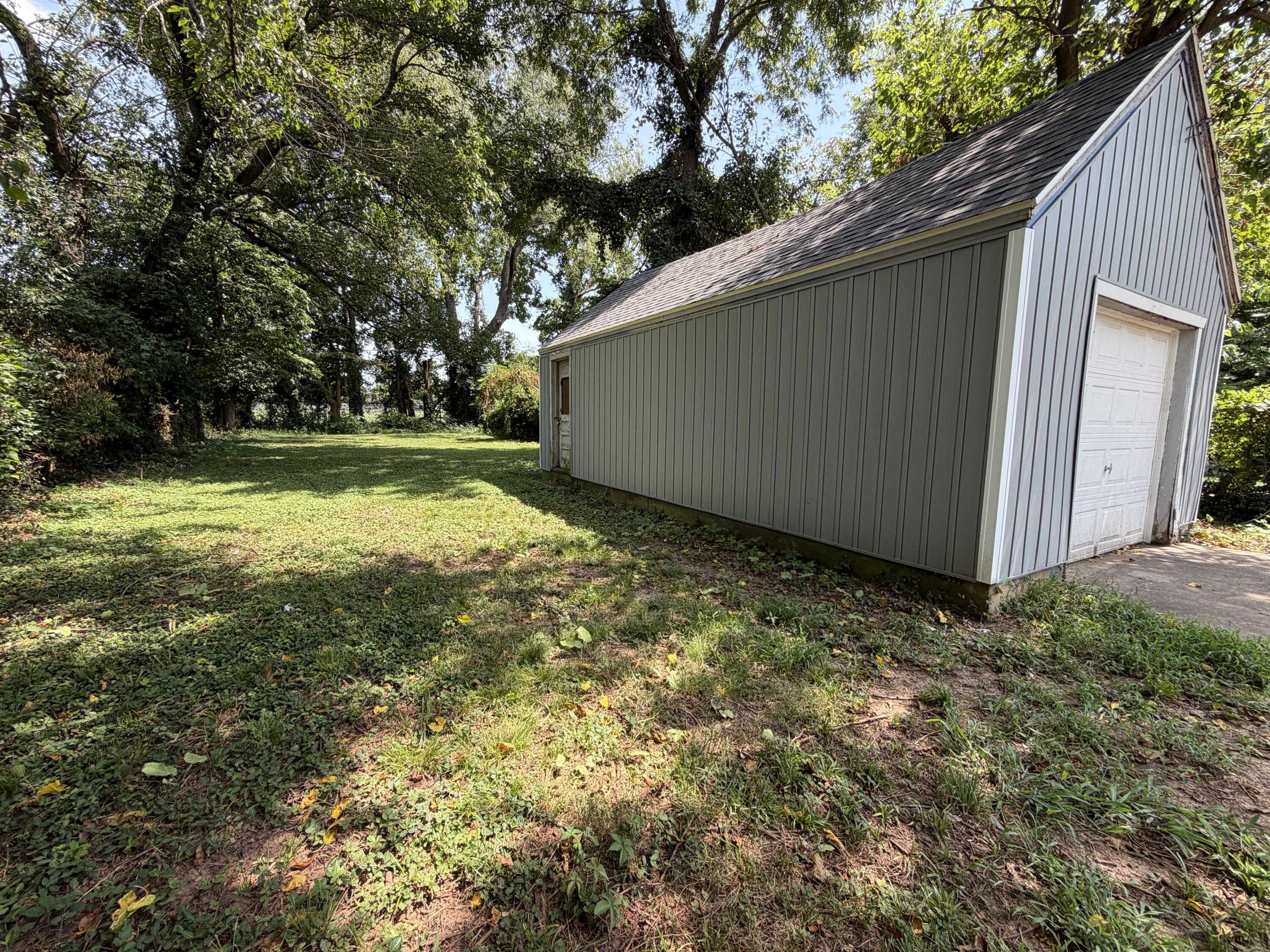 Photo 13 - Residential for sale – 800 N Marion Avenue  Springfield, MO