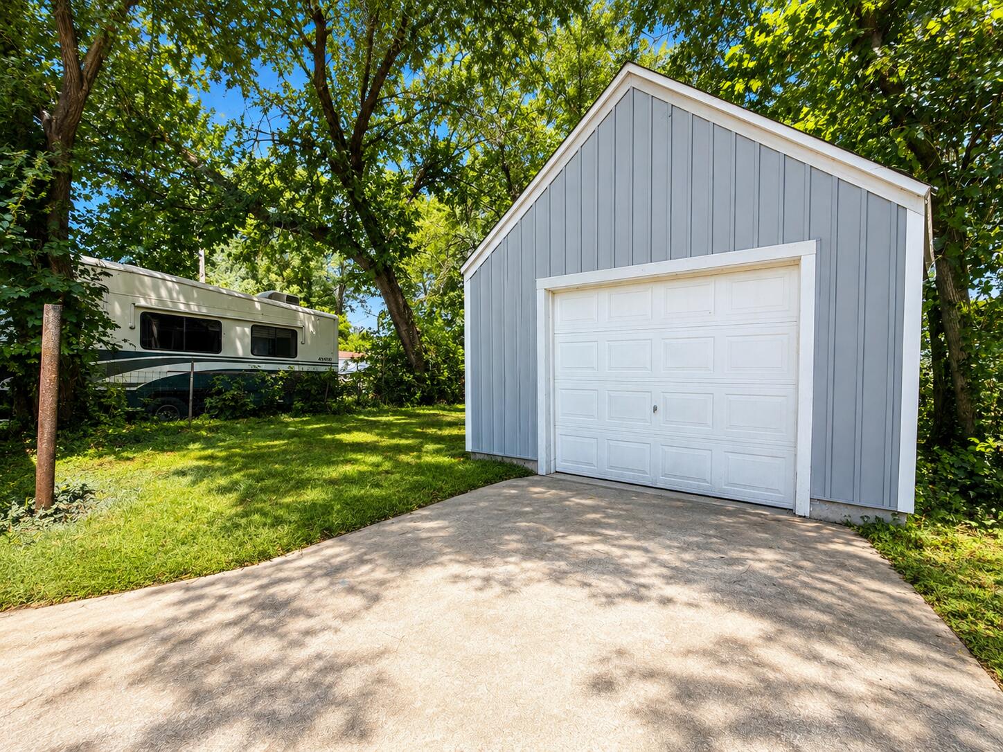 Photo 3 - Residential for sale – 800 N Marion Avenue  Springfield, MO