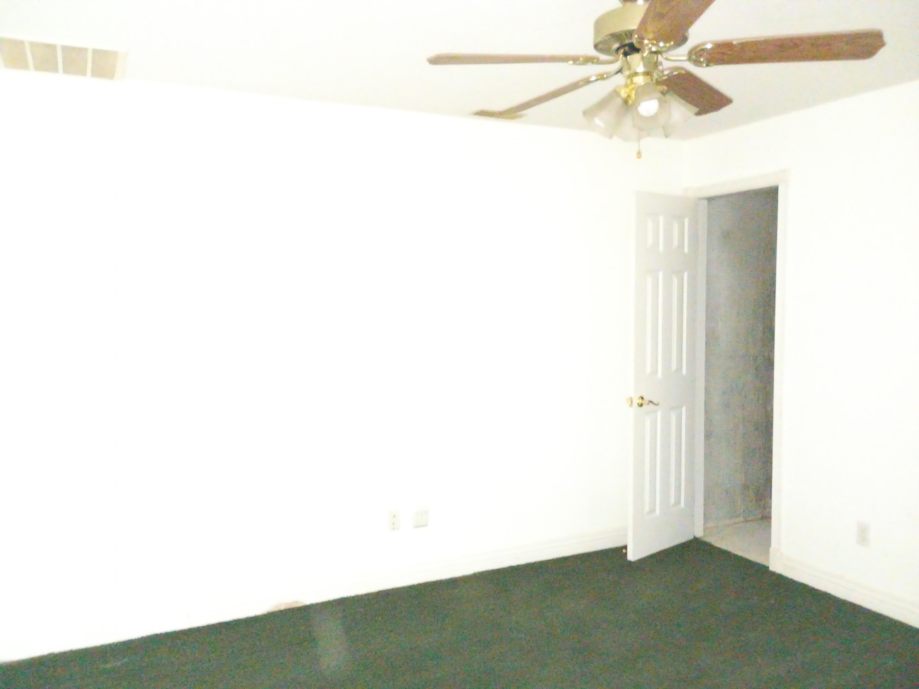 Photo 15 - Residential for sale – 1420  Oakhill Drive  Cassville, MO