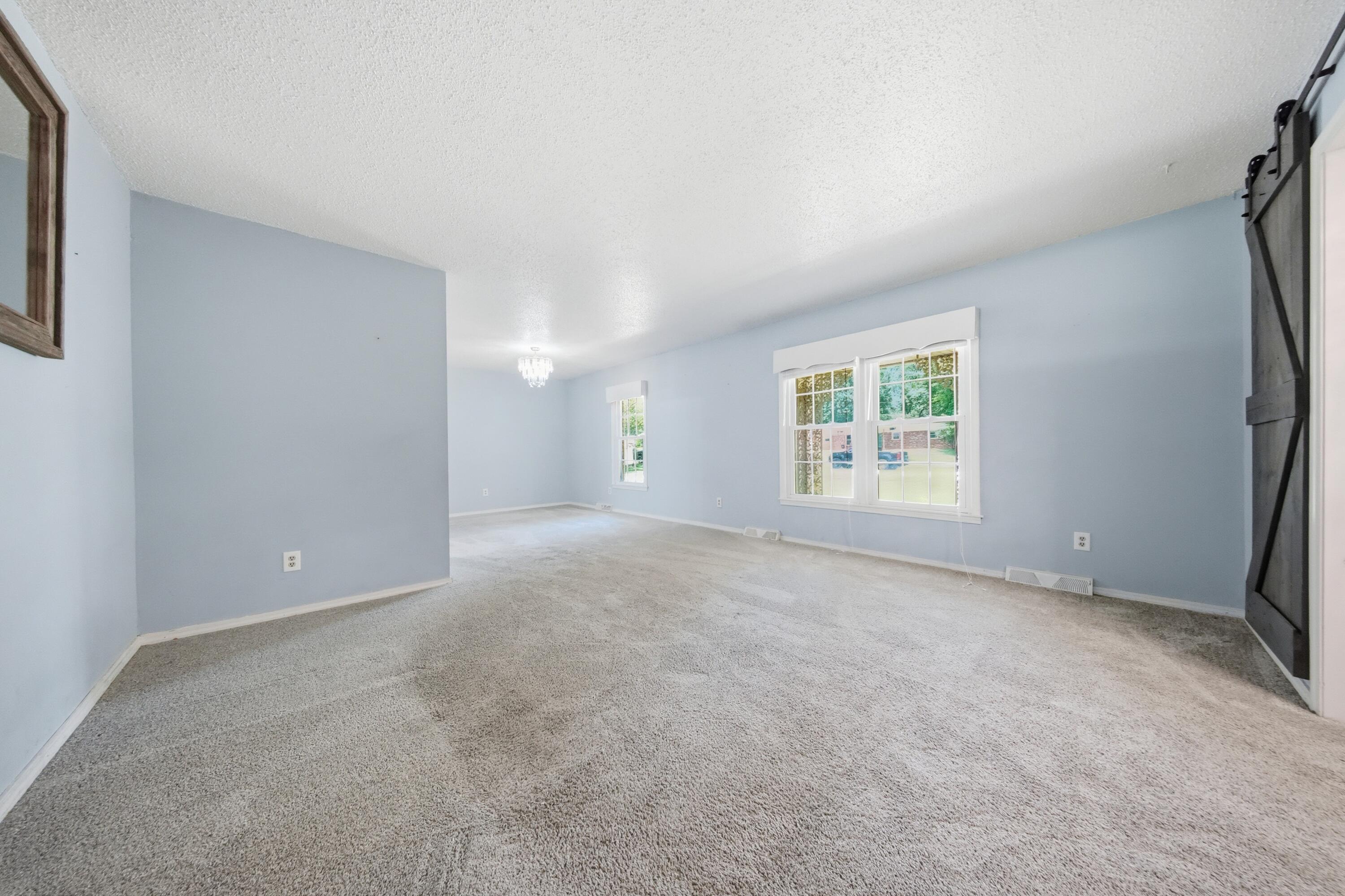 Photo 9 - Residential for sale – 1666 E Richmond Street  Springfield, MO