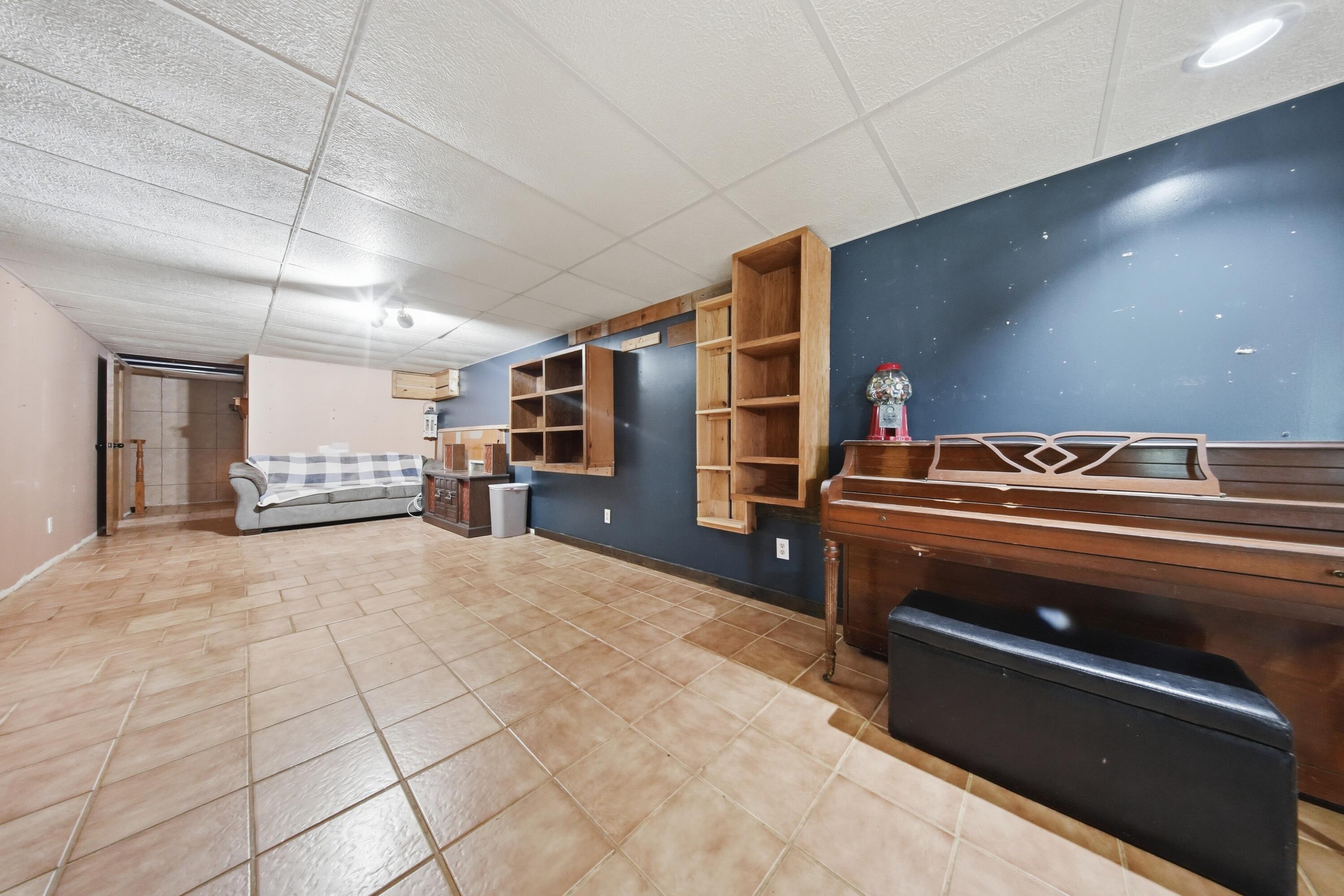 Photo 46 - Residential for sale – 1666 E Richmond Street  Springfield, MO
