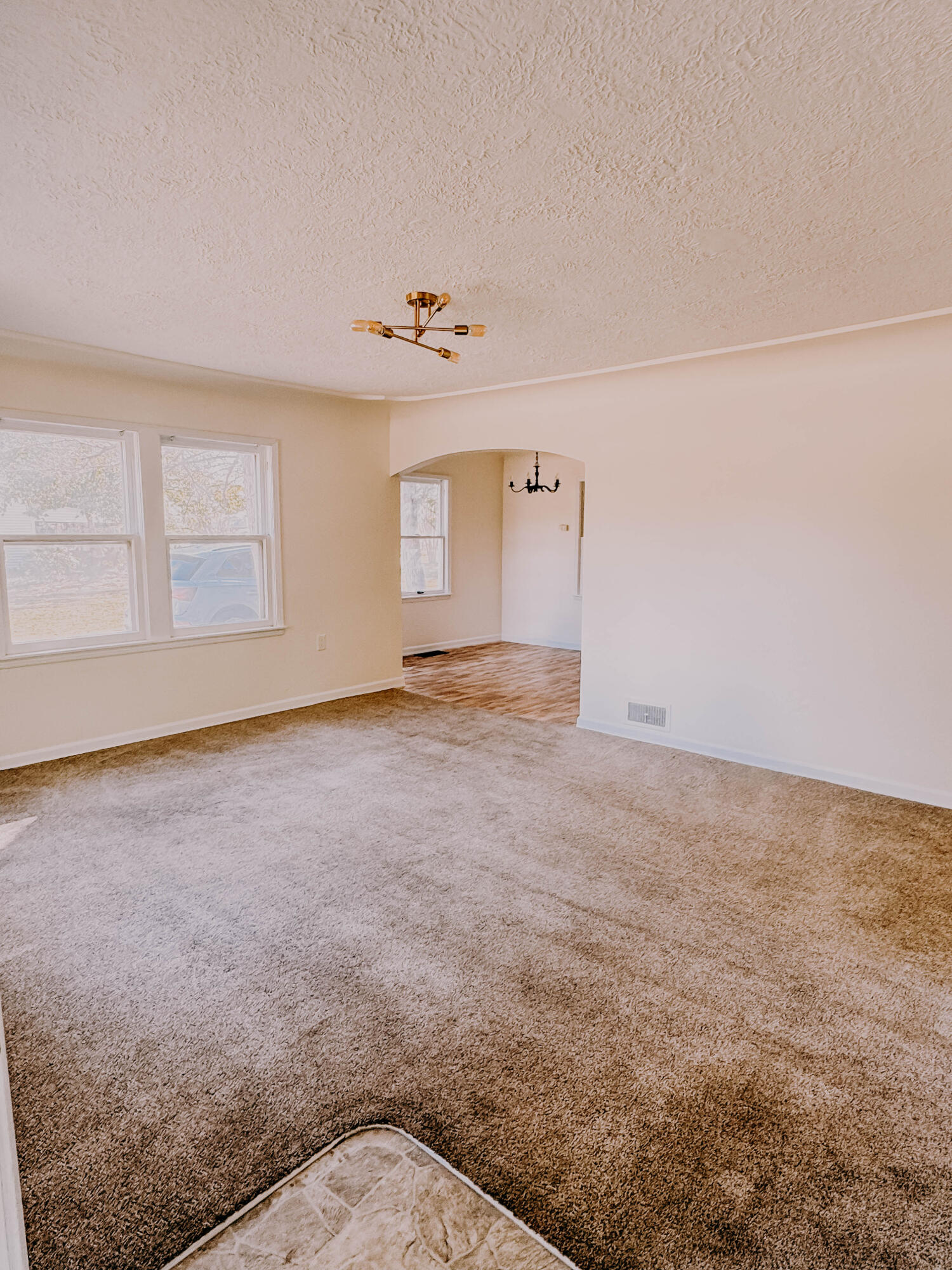 Photo 8 - Residential for sale – 1925 S Maple Street  Carthage, MO