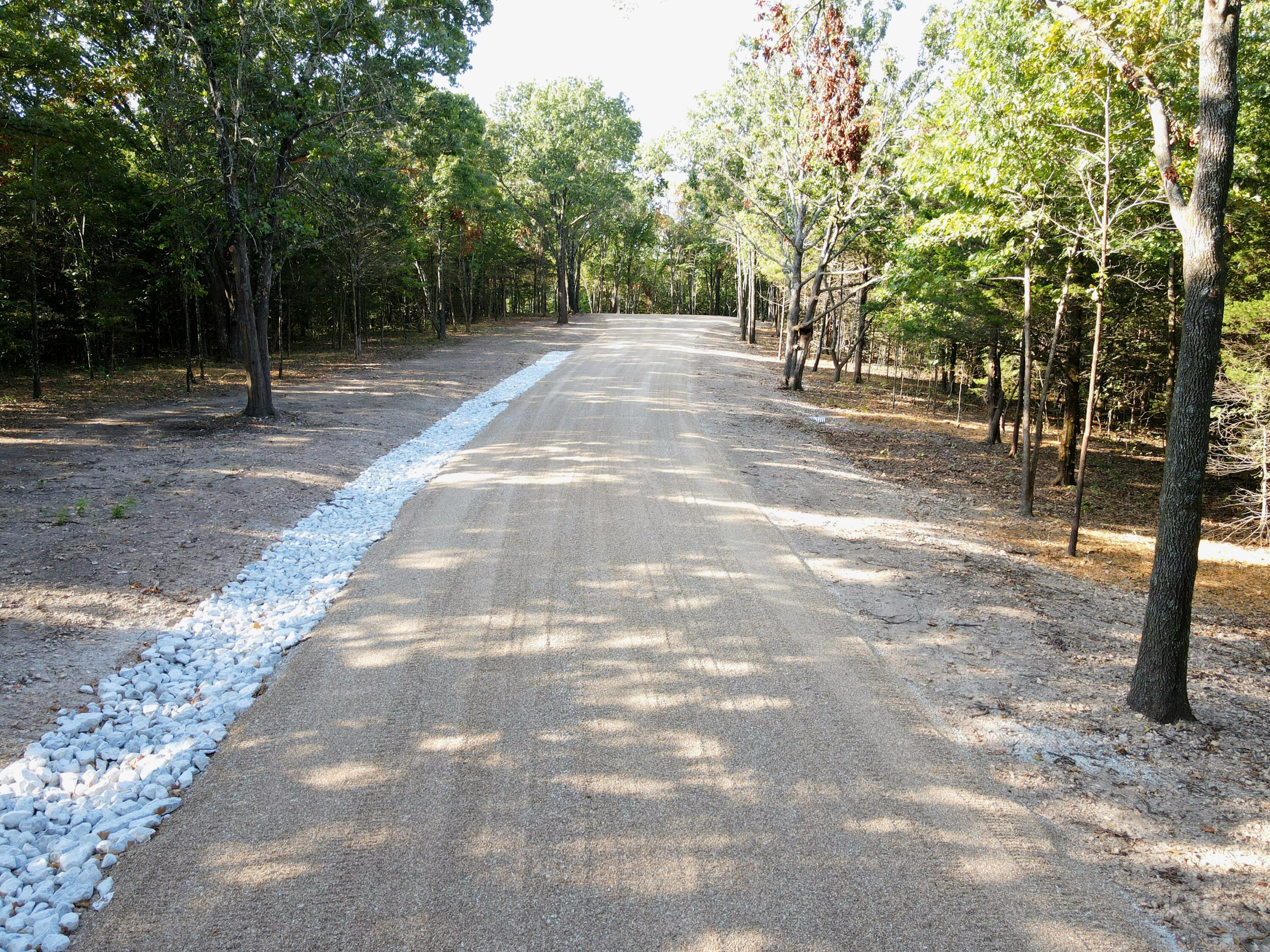 Photo 7 - Land for sale – Lot 3  Whispering Windings Court   Walnut Shade, MO