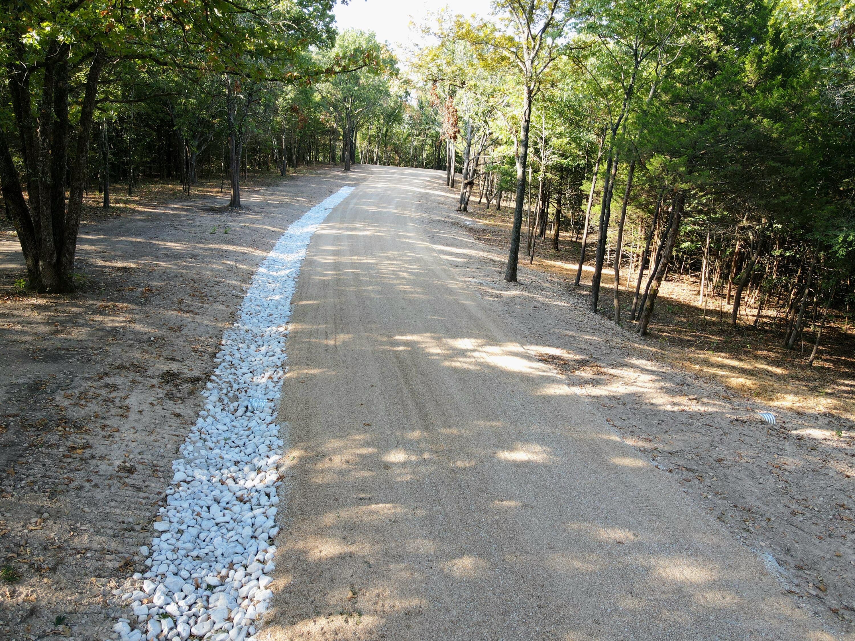 Photo 6 - Land for sale – Lot 3  Whispering Windings Court   Walnut Shade, MO