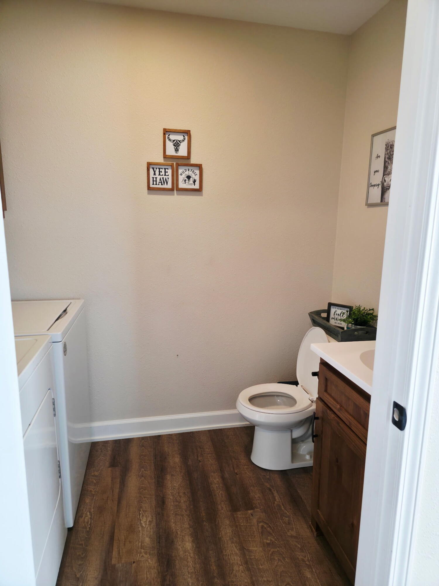 Photo 9 - Residential for sale – 105 W Craig Street  Stockton, MO