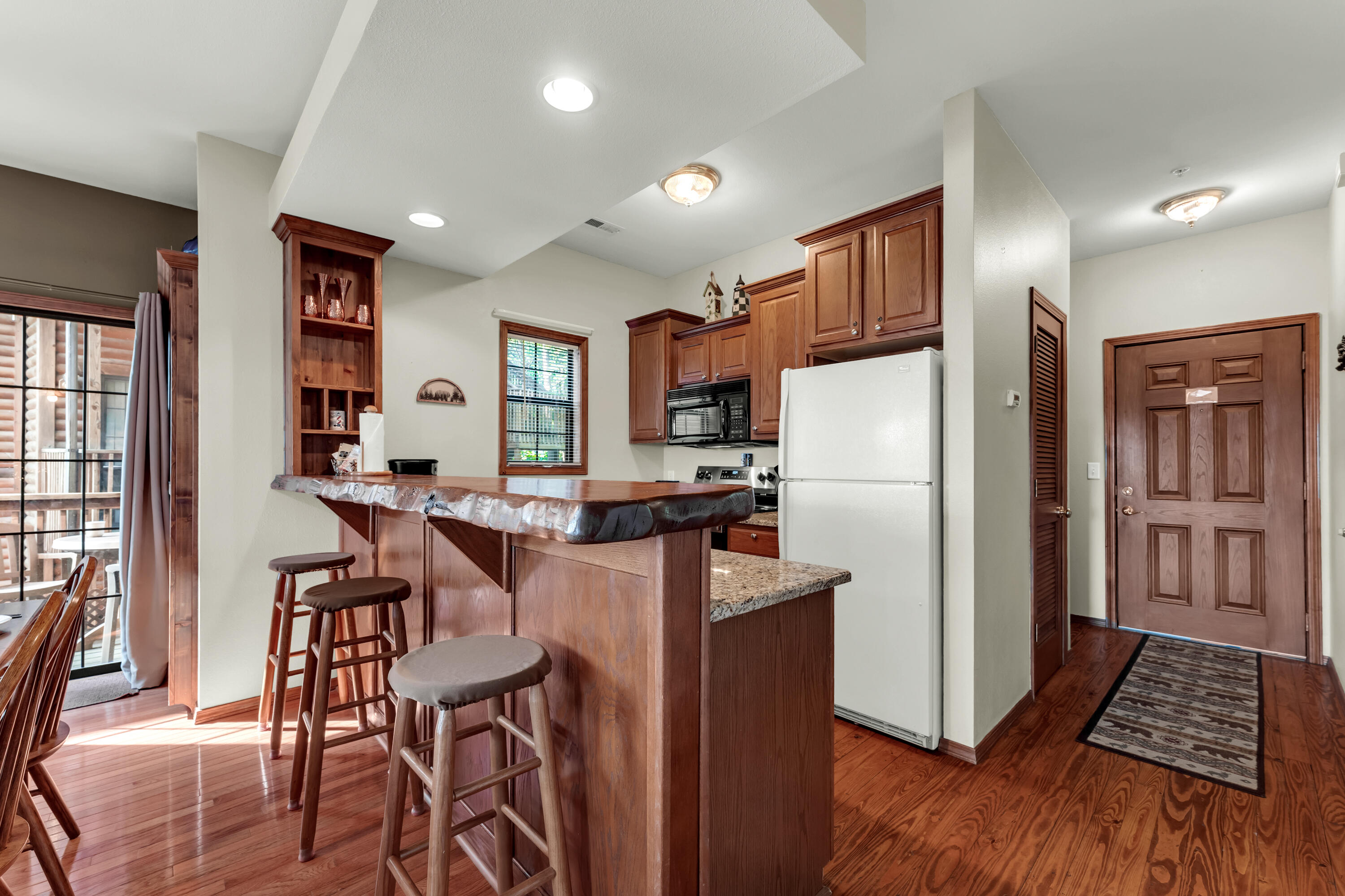 Photo 4 - Residential for sale – 24  Village Trail   Branson, MO