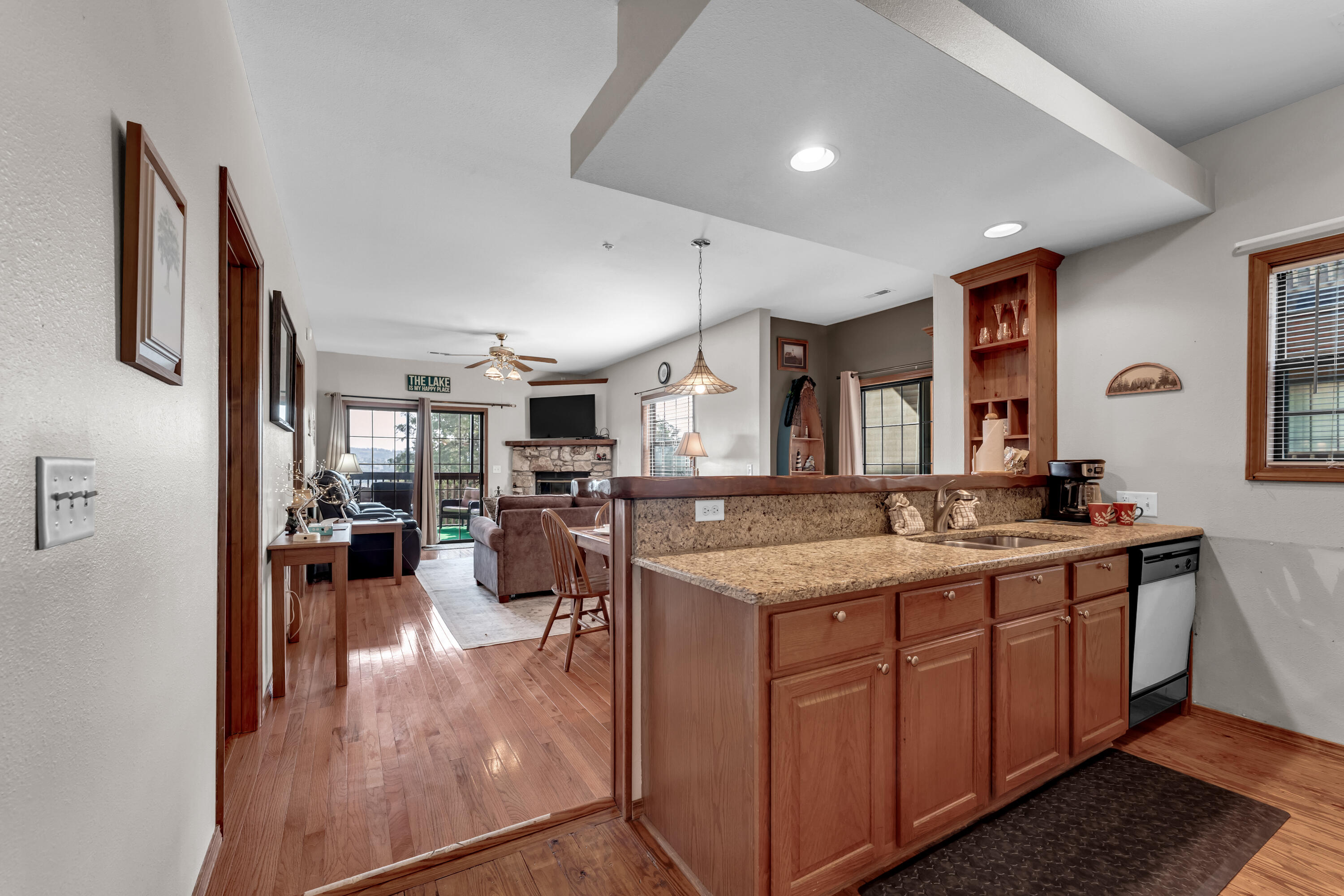 Photo 7 - Residential for sale – 24  Village Trail   Branson, MO