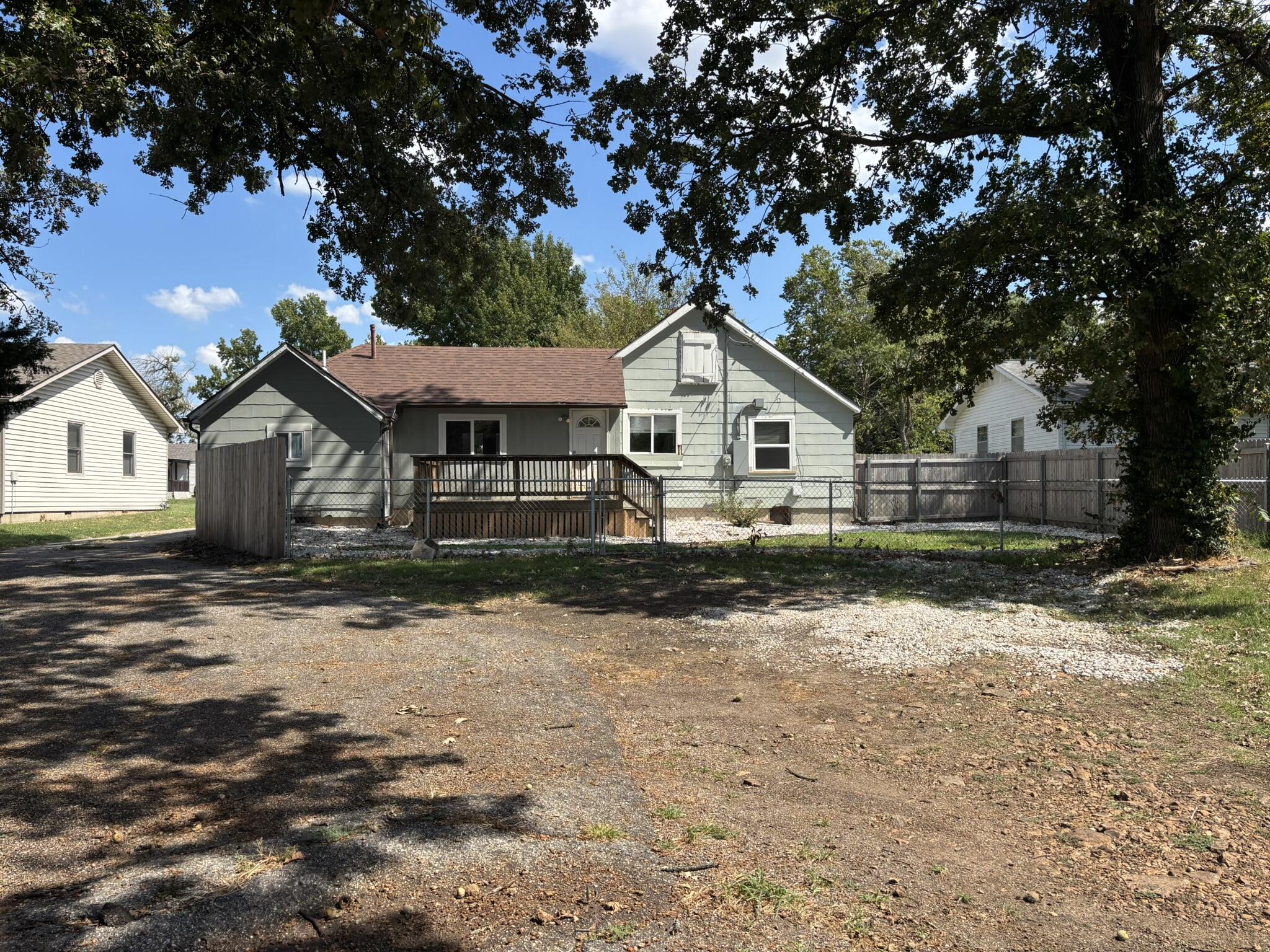 Photo 4 - Residential Income for sale – 614 S Oakland Street  Webb City, MO