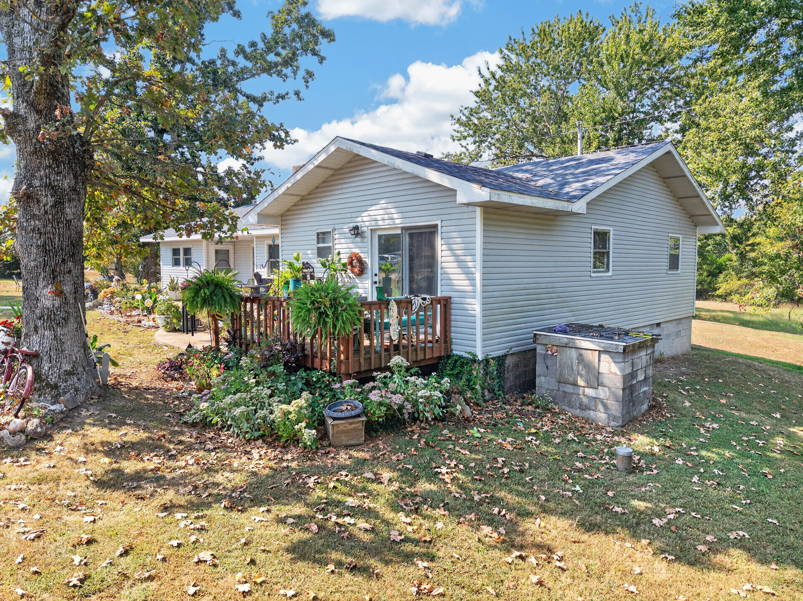 Photo 4 - Residential for sale – 1080  Apache Road  Sparta, MO