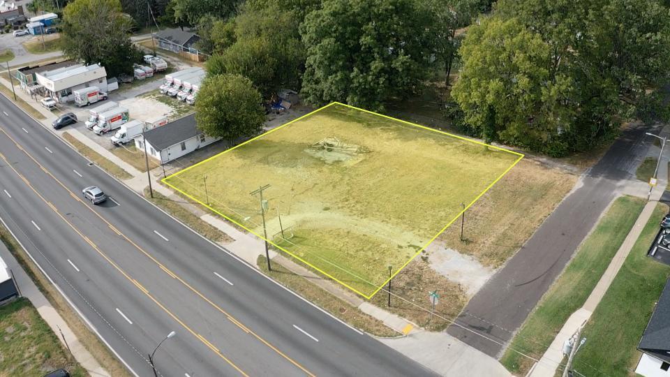 Photo 3 - Commercial Sale for sale – 809 W Kearney Street  Springfield, MO
