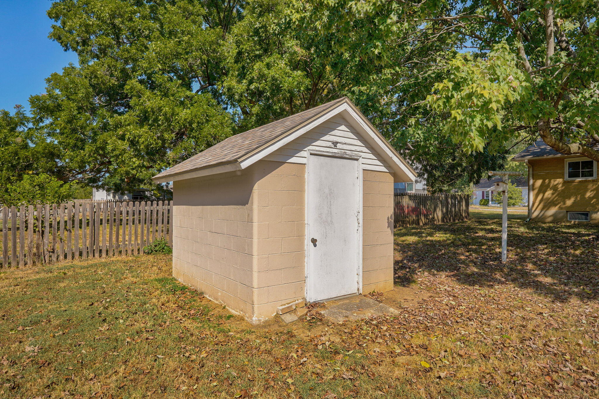 Photo 30 - Residential for sale – 106 W Thurman Avenue  Mt Vernon, MO