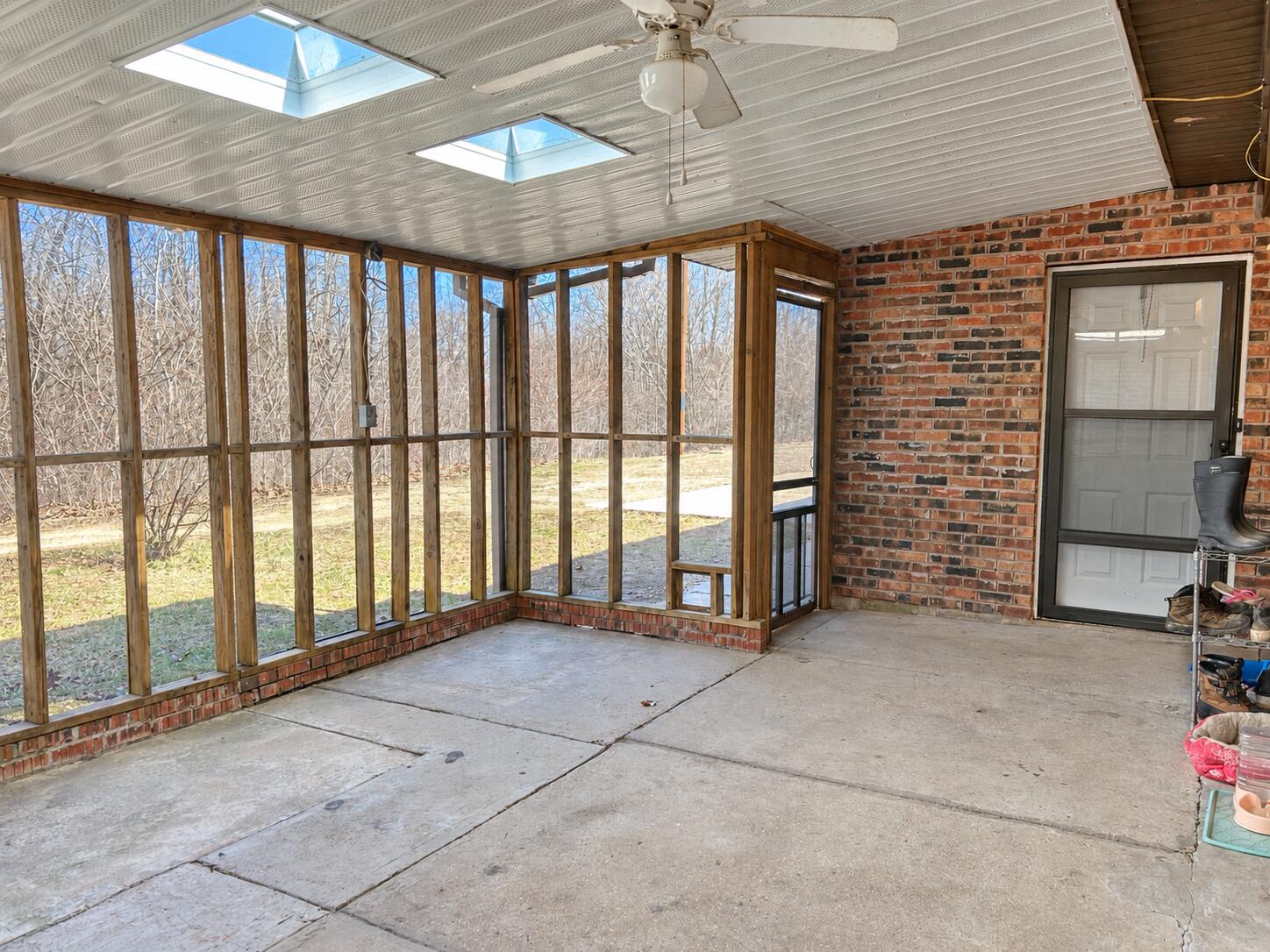 Photo 2 - Residential for sale – 3894  Girlstown Road   Mountain Grove, MO