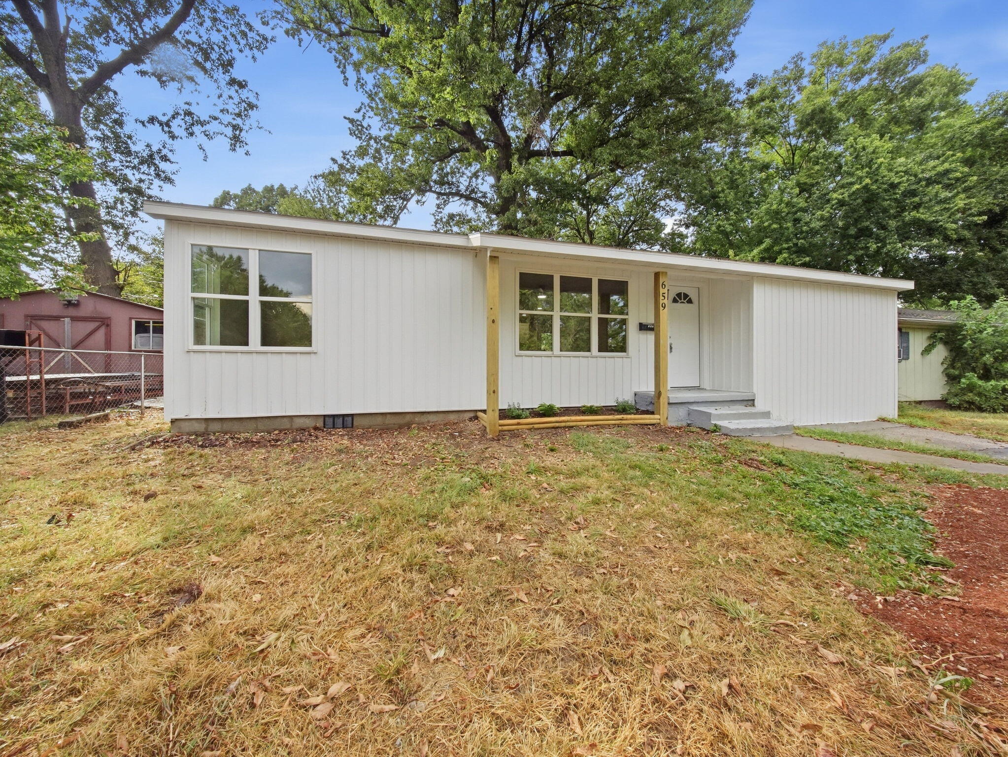 Photo 2 - Residential for sale – 659 S Wildan Avenue  Springfield, MO