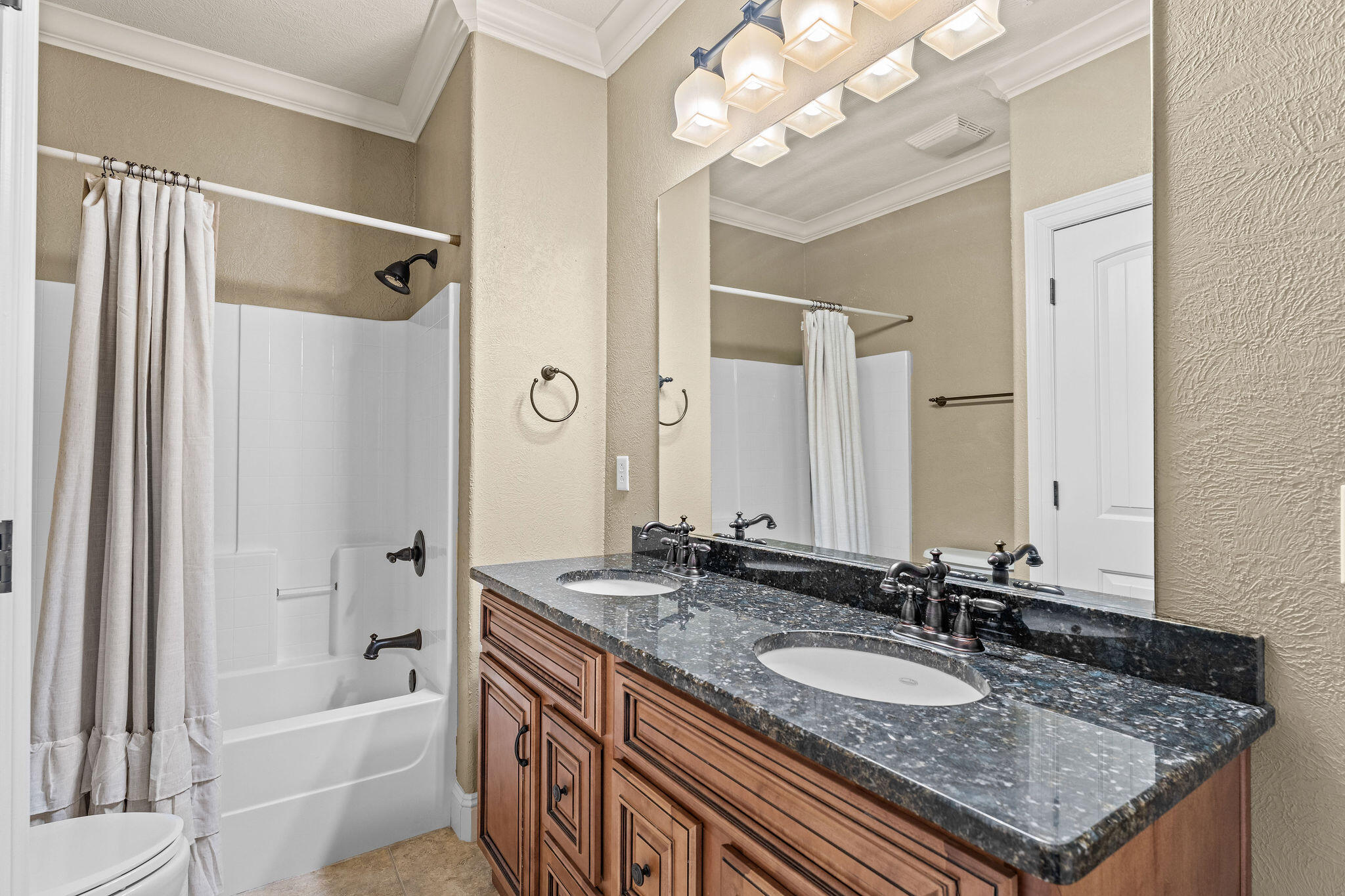 Photo 17 - Residential for sale – 53  Royal Vista   Branson, MO