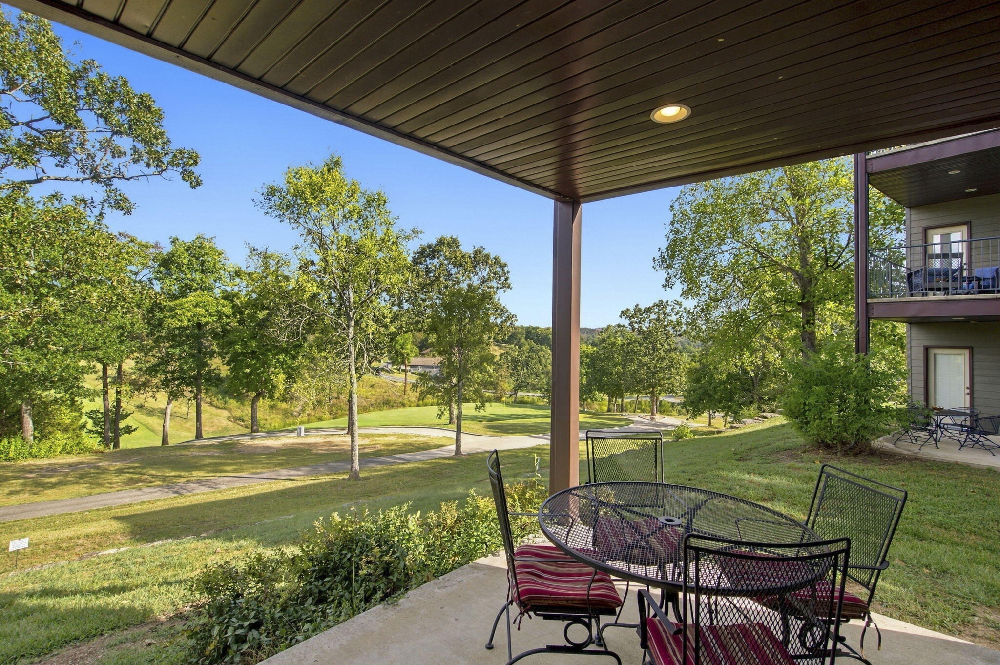 Photo 6 - Residential for sale – 1043  Golf Drive   Branson West, MO