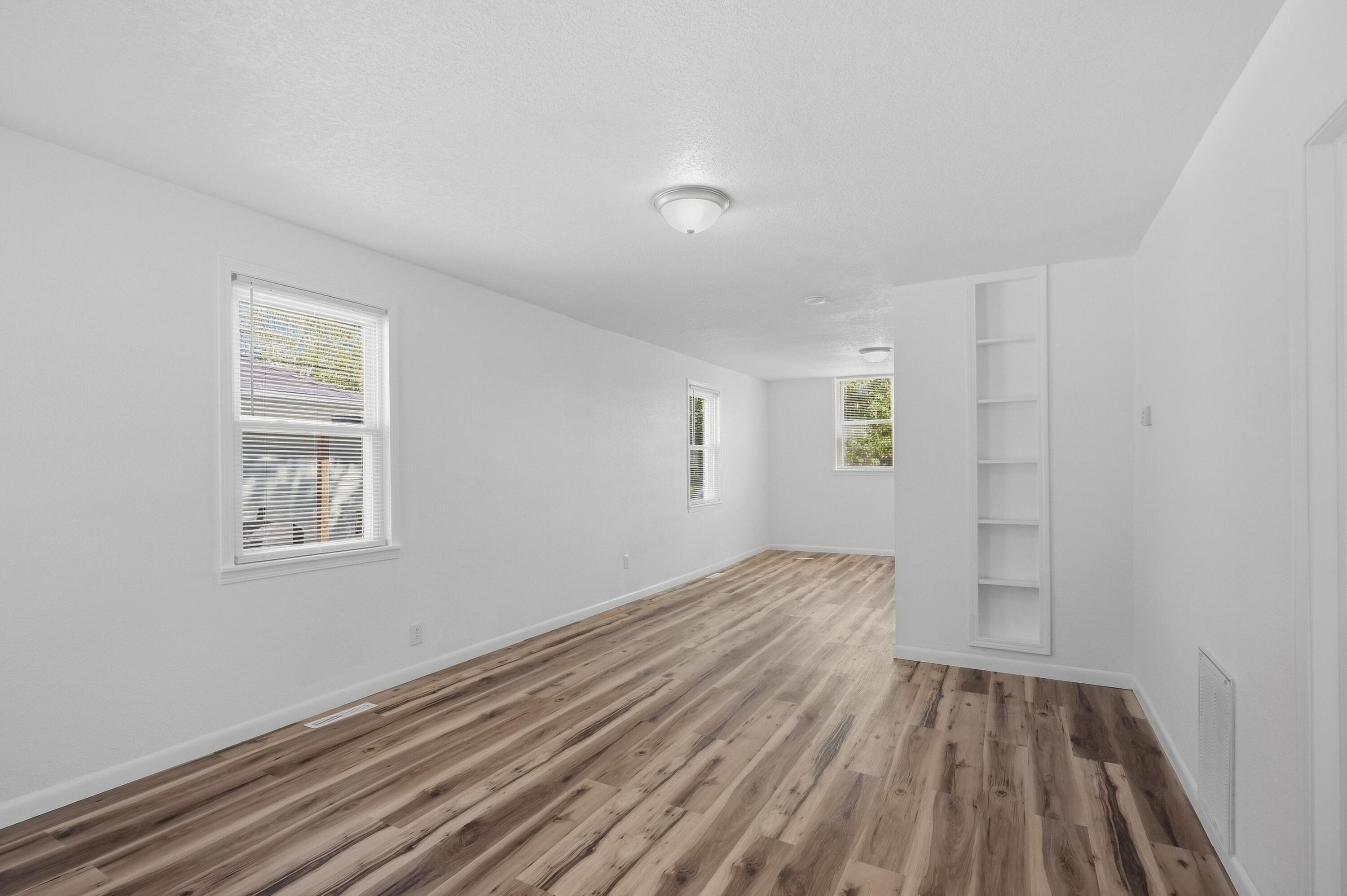 Photo 8 - Residential for sale – 1410 S Byers Avenue  Joplin, MO