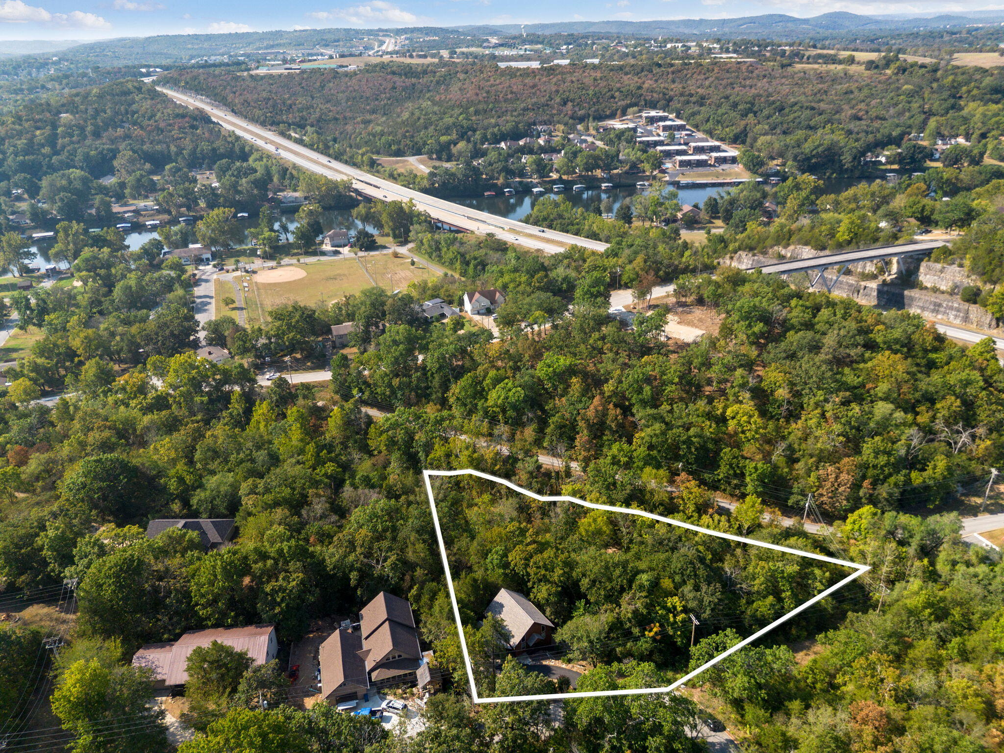 Photo 5 - Residential for sale – 660  Ellison Street  Branson, MO