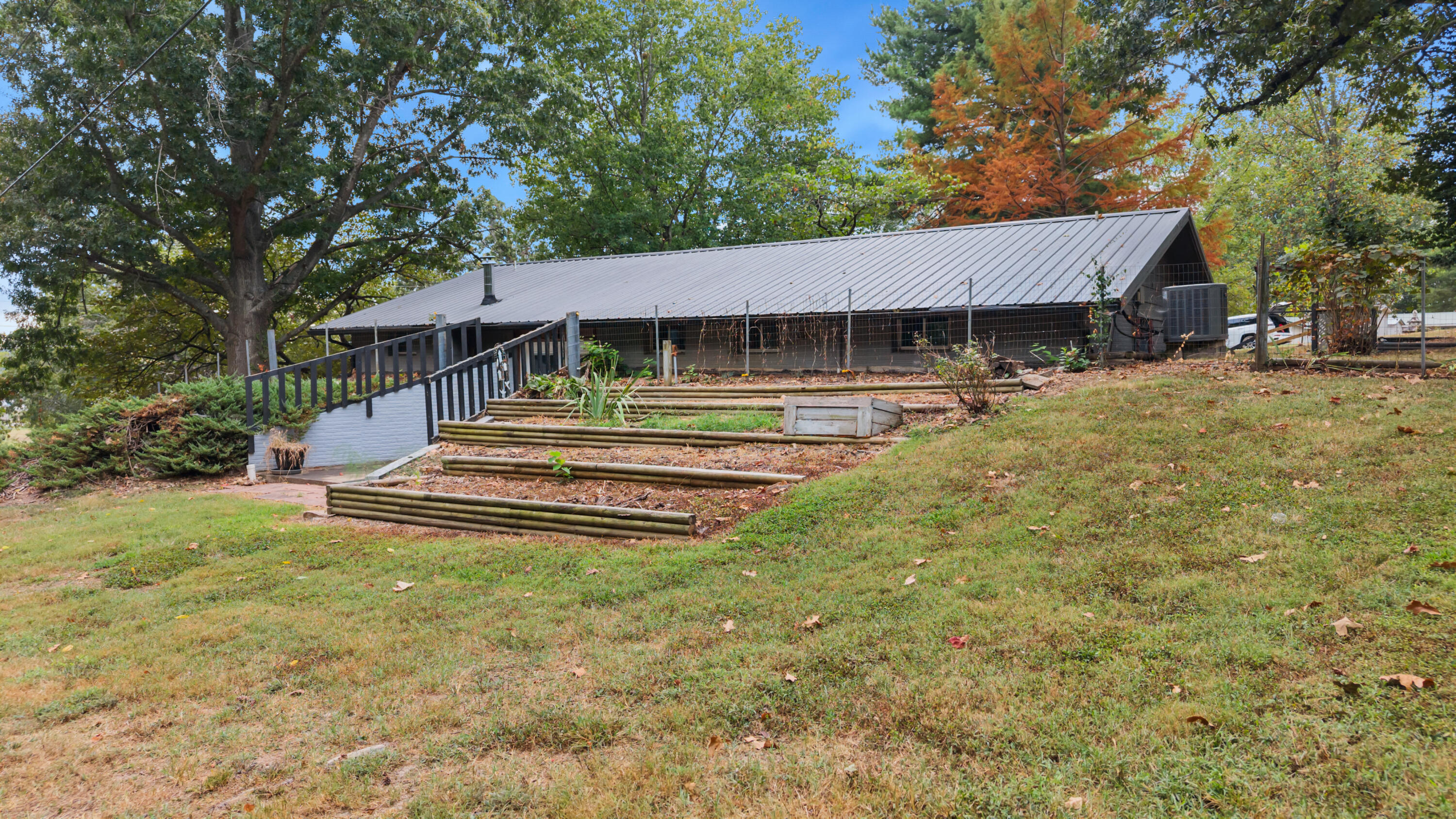 Photo 20 - Residential for sale – 1605  Chappell Drive  Cassville, MO