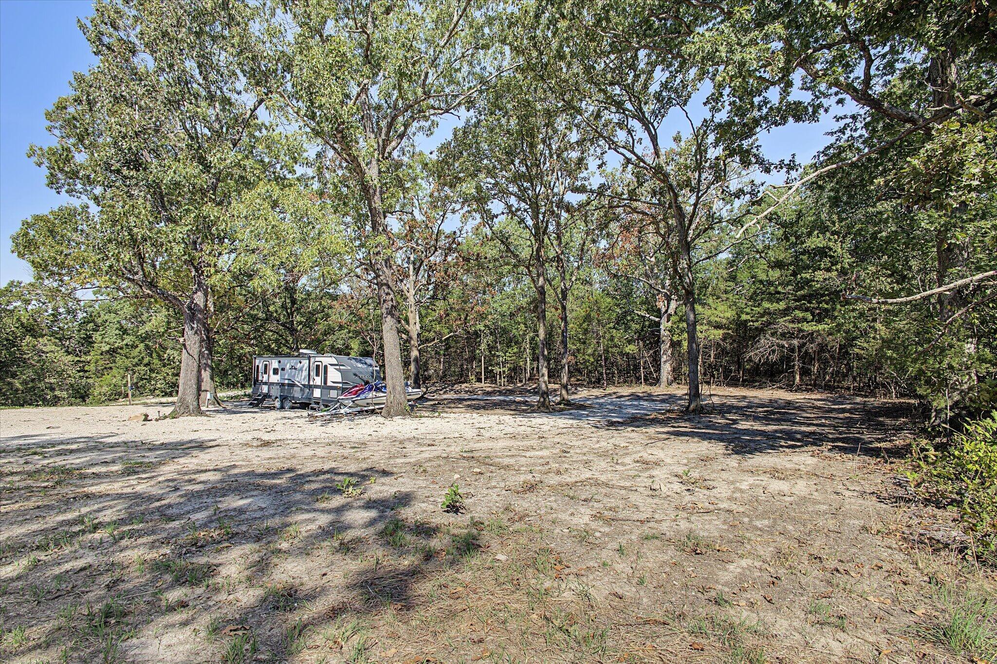 Photo 5 - Land for sale – 24035  County Road 331a   Pittsburg, MO