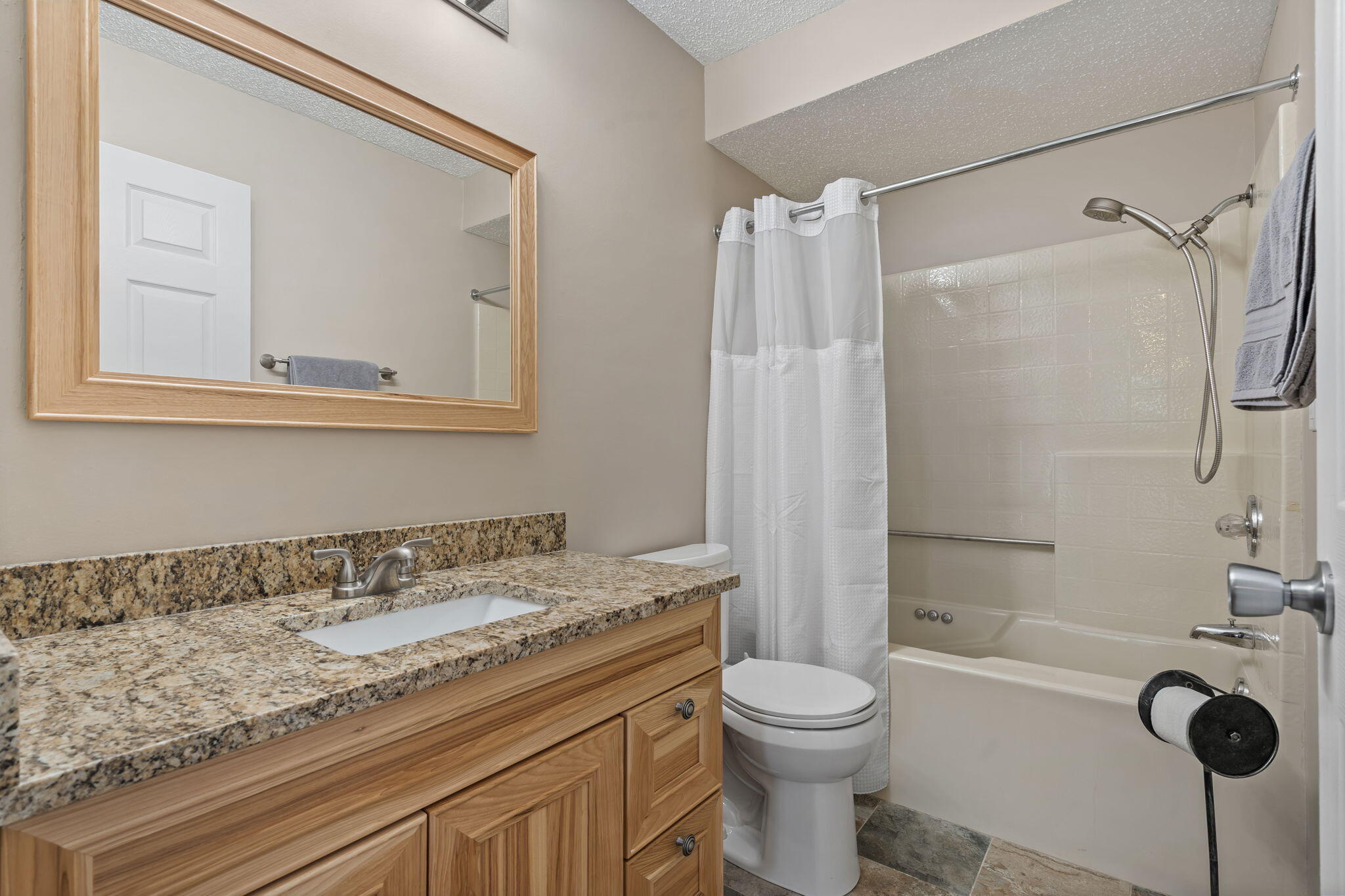 Photo 38 - Residential for sale – 140  Wilshire Drive  Hollister, MO
