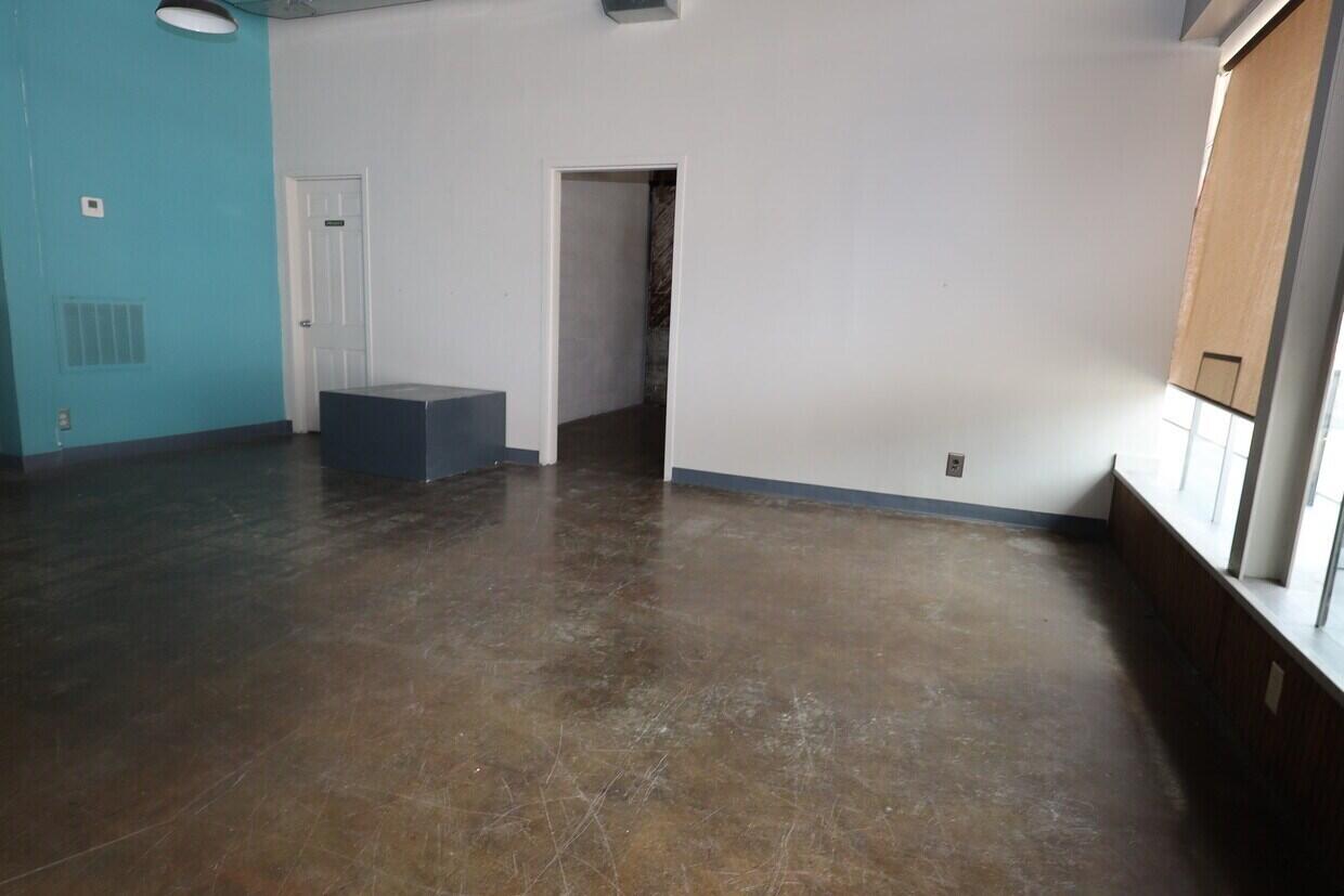 Photo 10 - Commercial Lease for sale – 401 N Boonville Avenue  Springfield, MO