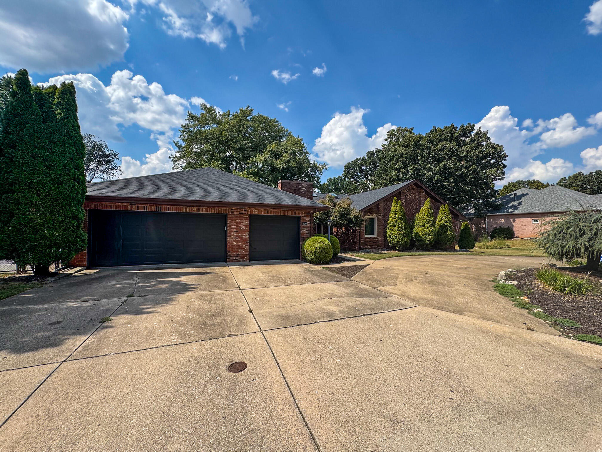 Photo 2 - Residential for sale – 8420  Interlochen Drive  Nixa, MO
