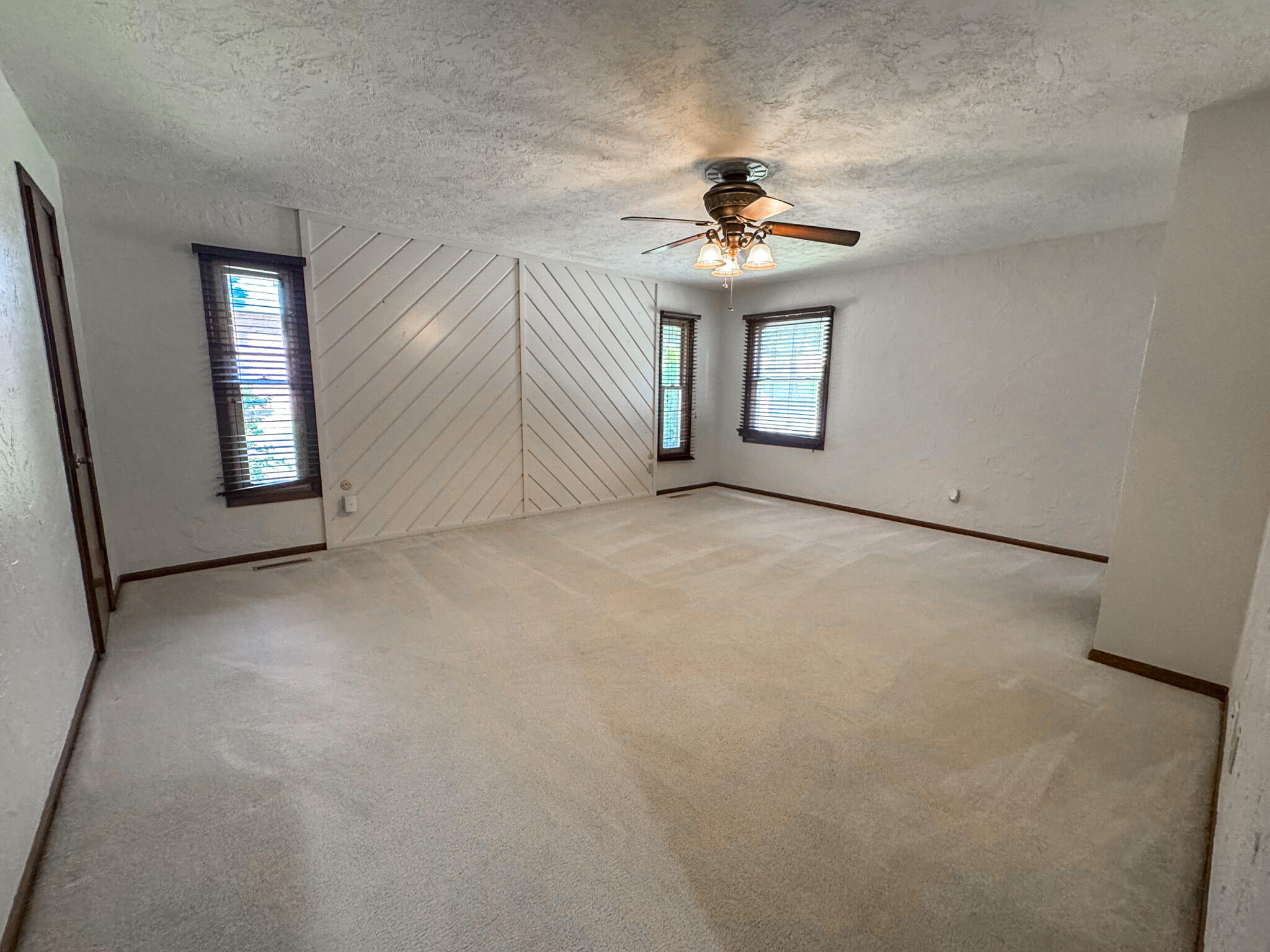Photo 17 - Residential for sale – 8420  Interlochen Drive  Nixa, MO